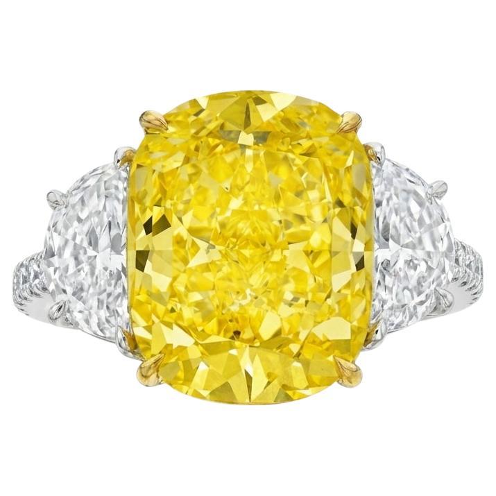 GIA Certified 4.03-carat GIA-certified Fancy Intense Yellow diamond ring