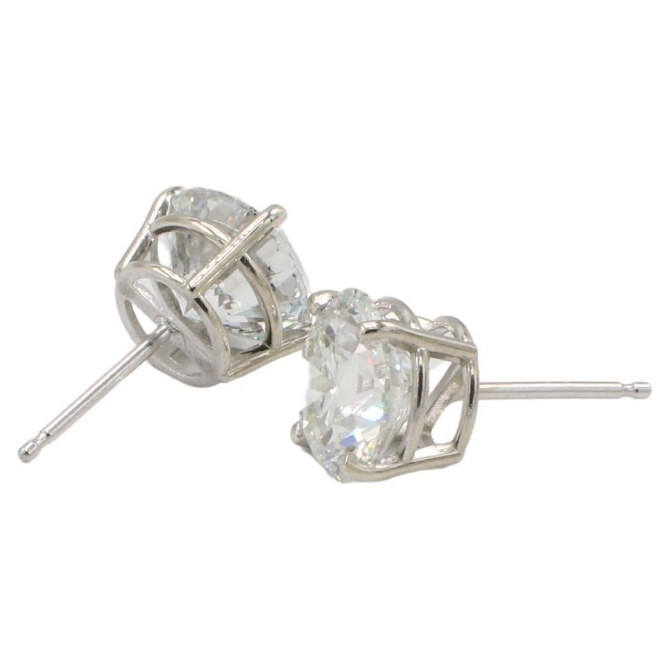 Boucles d'oreilles en diamant rond naturel certifié GIA de 4,03 carats en vente 2