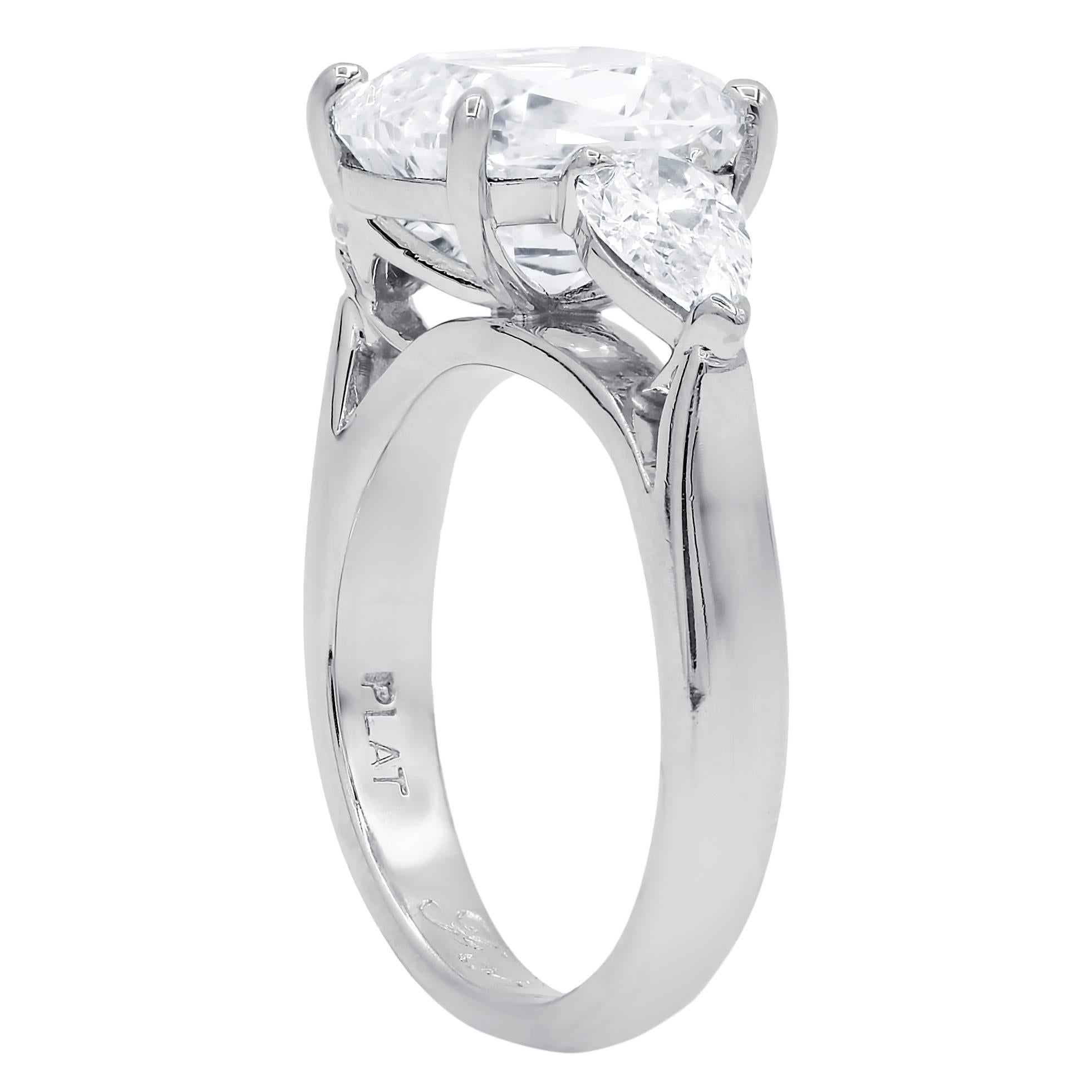 GIA Certified 4.03 Carat G-SI1 Cushion Cut Diamond Ring In New Condition In New York, NY