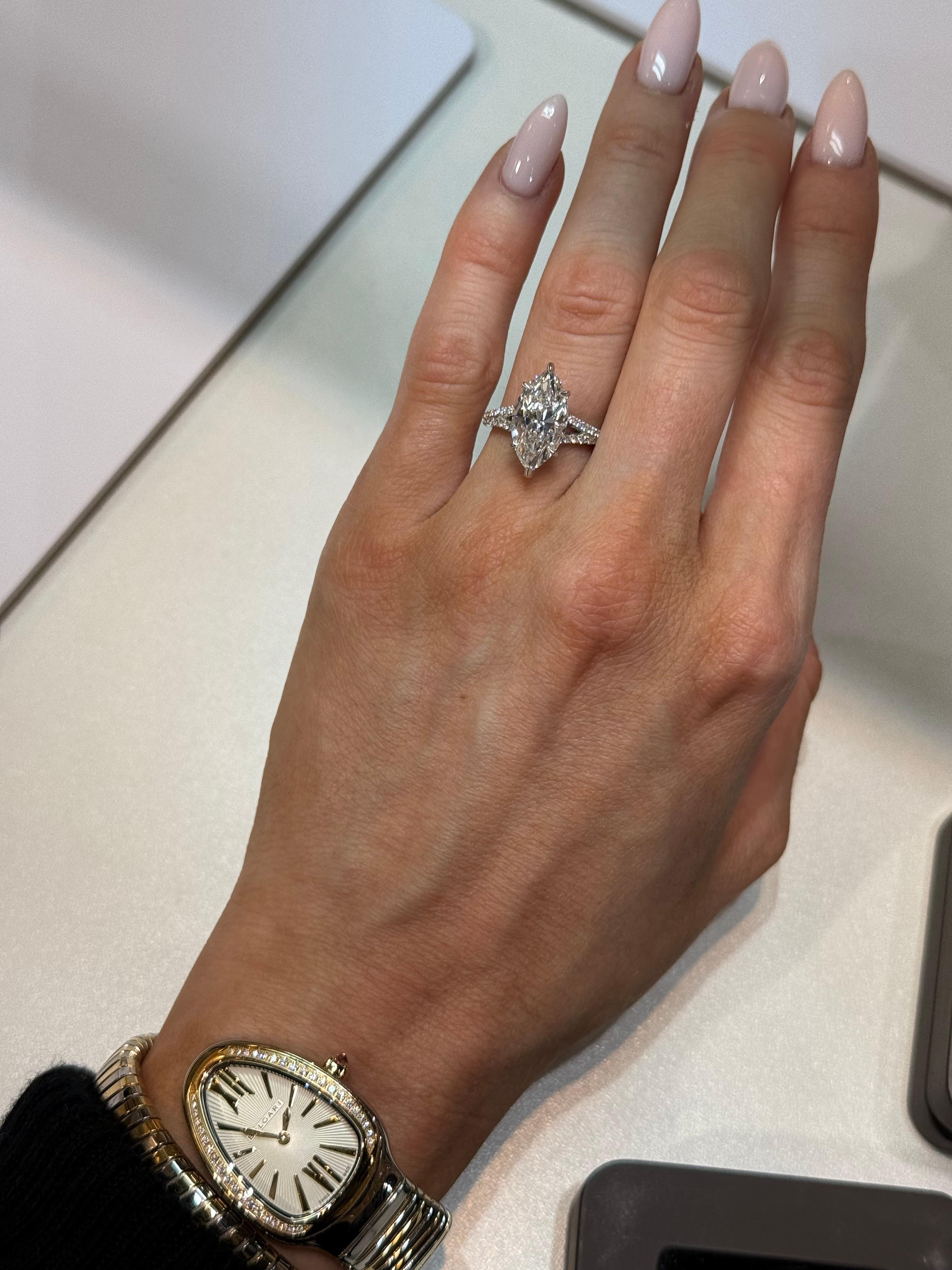 Modern GIA Certified 4.03ct Split Band Marquise Diamond Engagement Ring For Sale