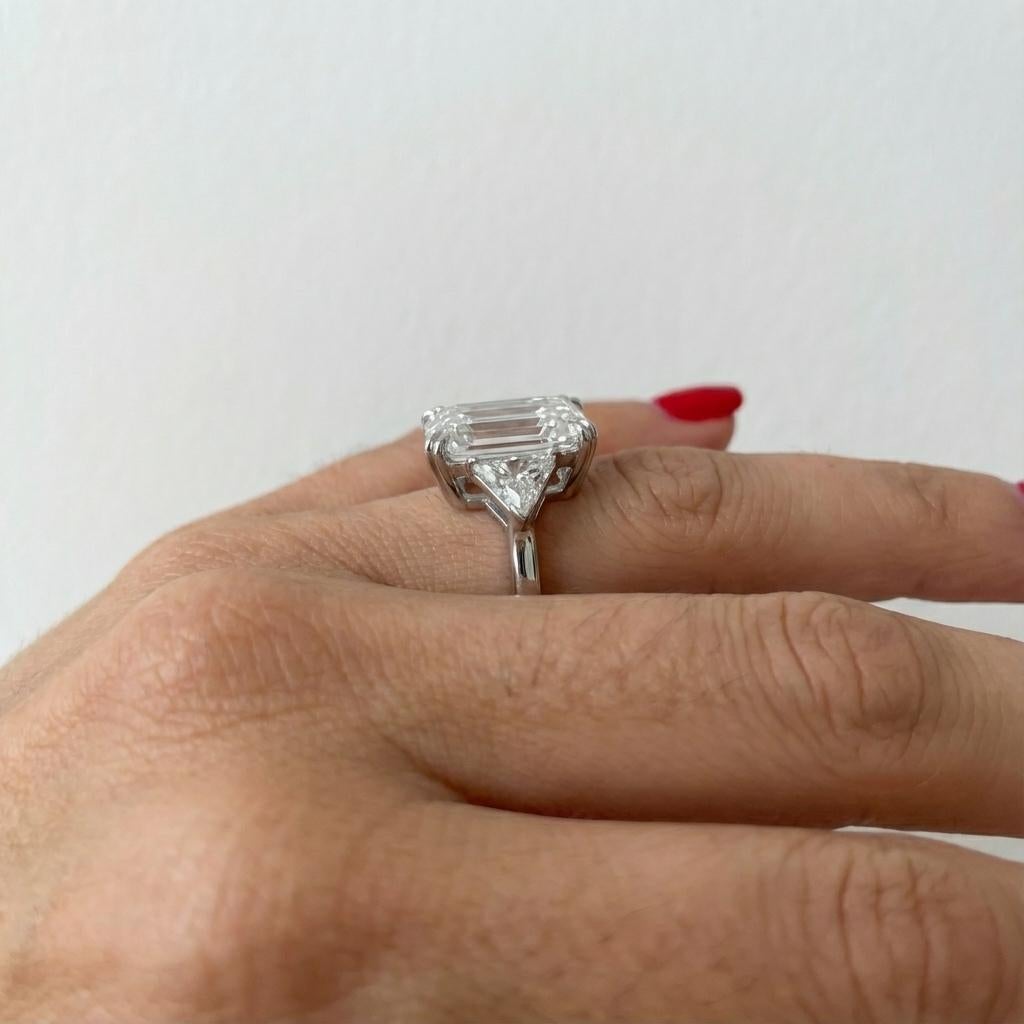 GIA-zertifizierter 4,08-Karat-Diamantring mit Smaragdschliff im Angebot 1