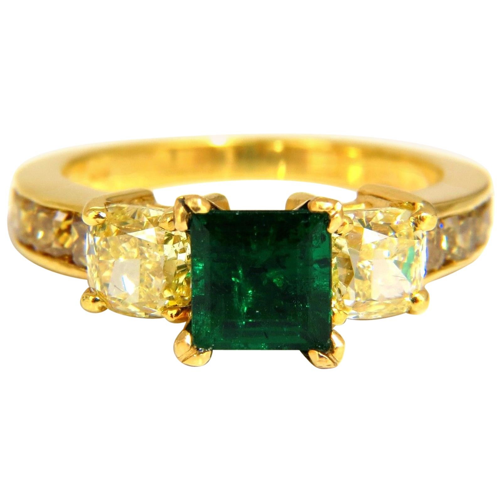 GIA Certified 4.09 Carat Natural Emerald Fancy Yellow Diamonds Ring 18 Karat