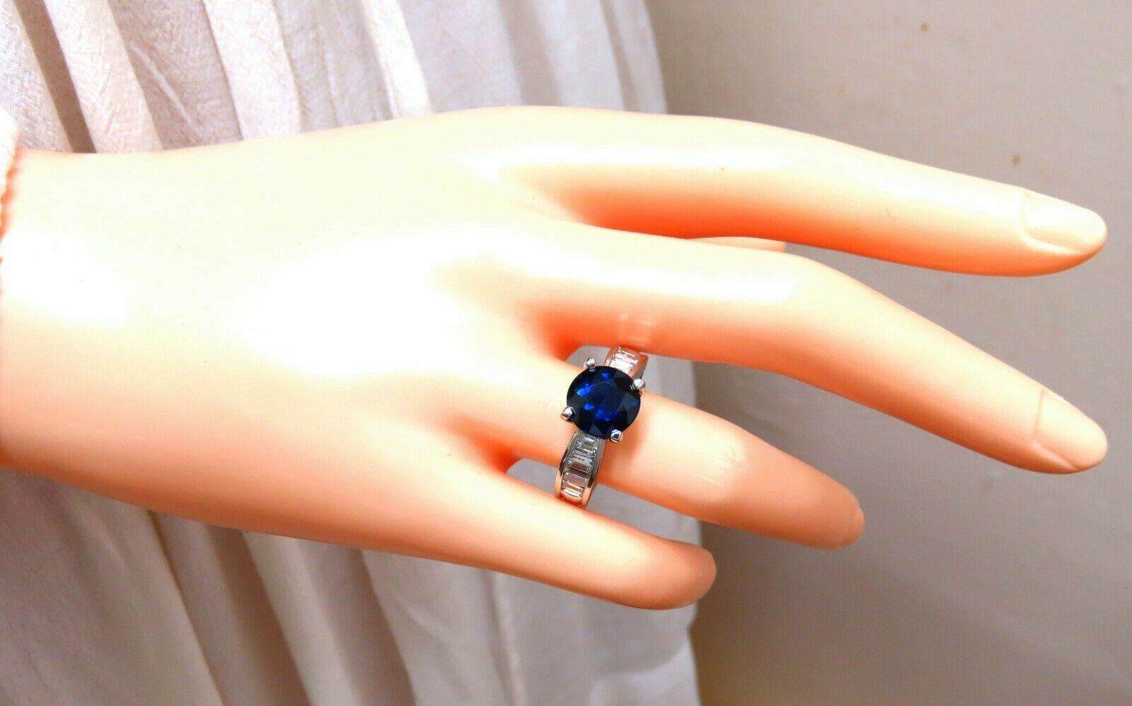 GIA Certified 4.09ct Natural Round No Heat Sapphire Diamond Ring Unheated 14kt In New Condition For Sale In New York, NY