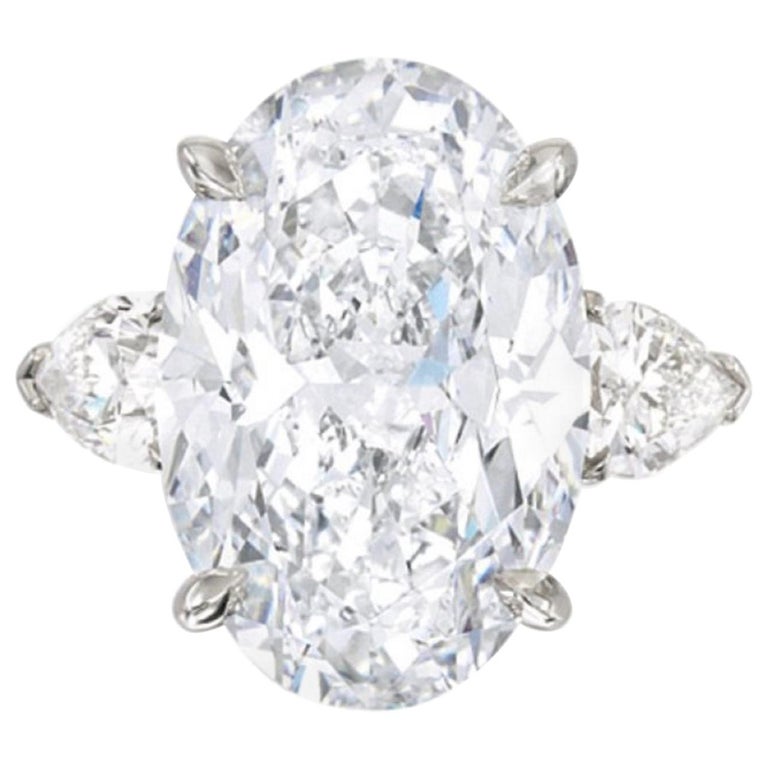 GIA Certified 4 Carat Oval Diamond Platinum Ring I Color For Sale at