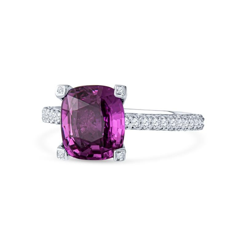 GIA Certified 4.11 Carat Cushion Cut Purplish Pink Sapphire & Diamond Ring In New Condition For Sale In Houston, TX