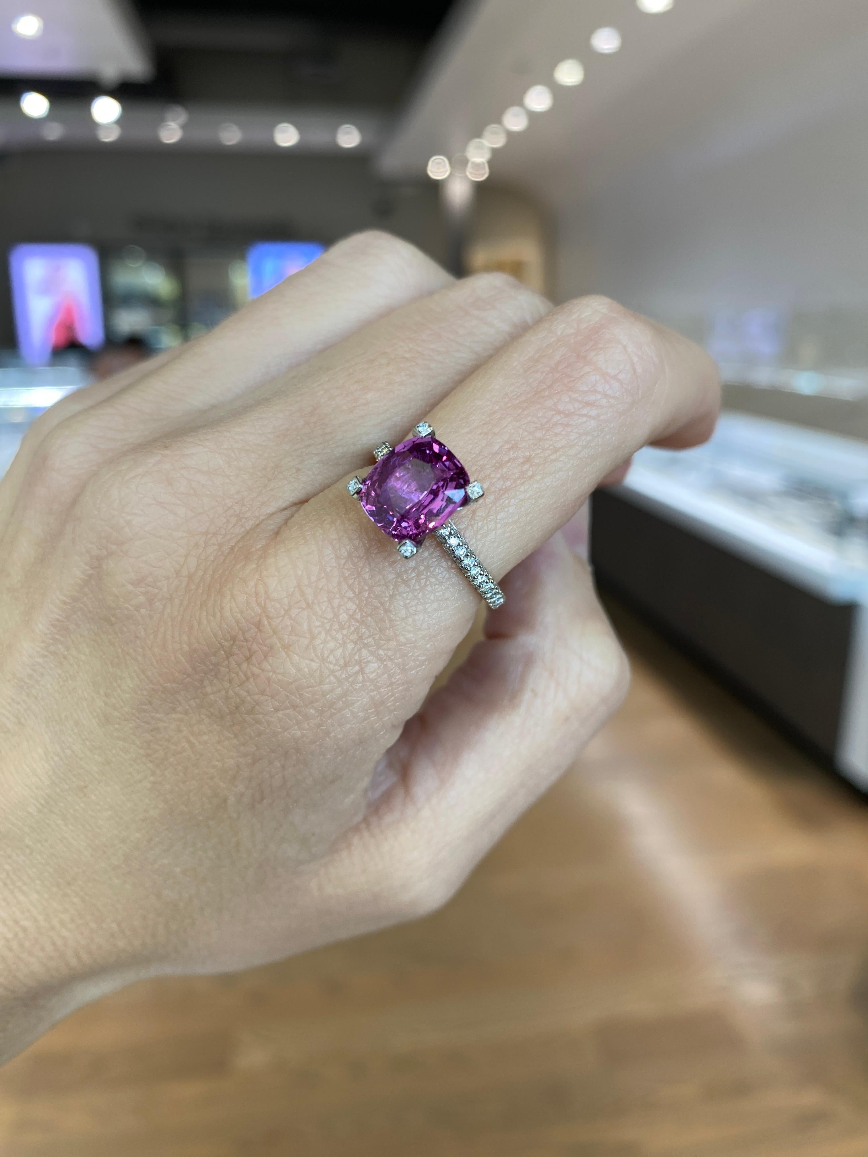 GIA Certified 4.11 Carat Cushion Cut Purplish Pink Sapphire & Diamond Ring For Sale 1