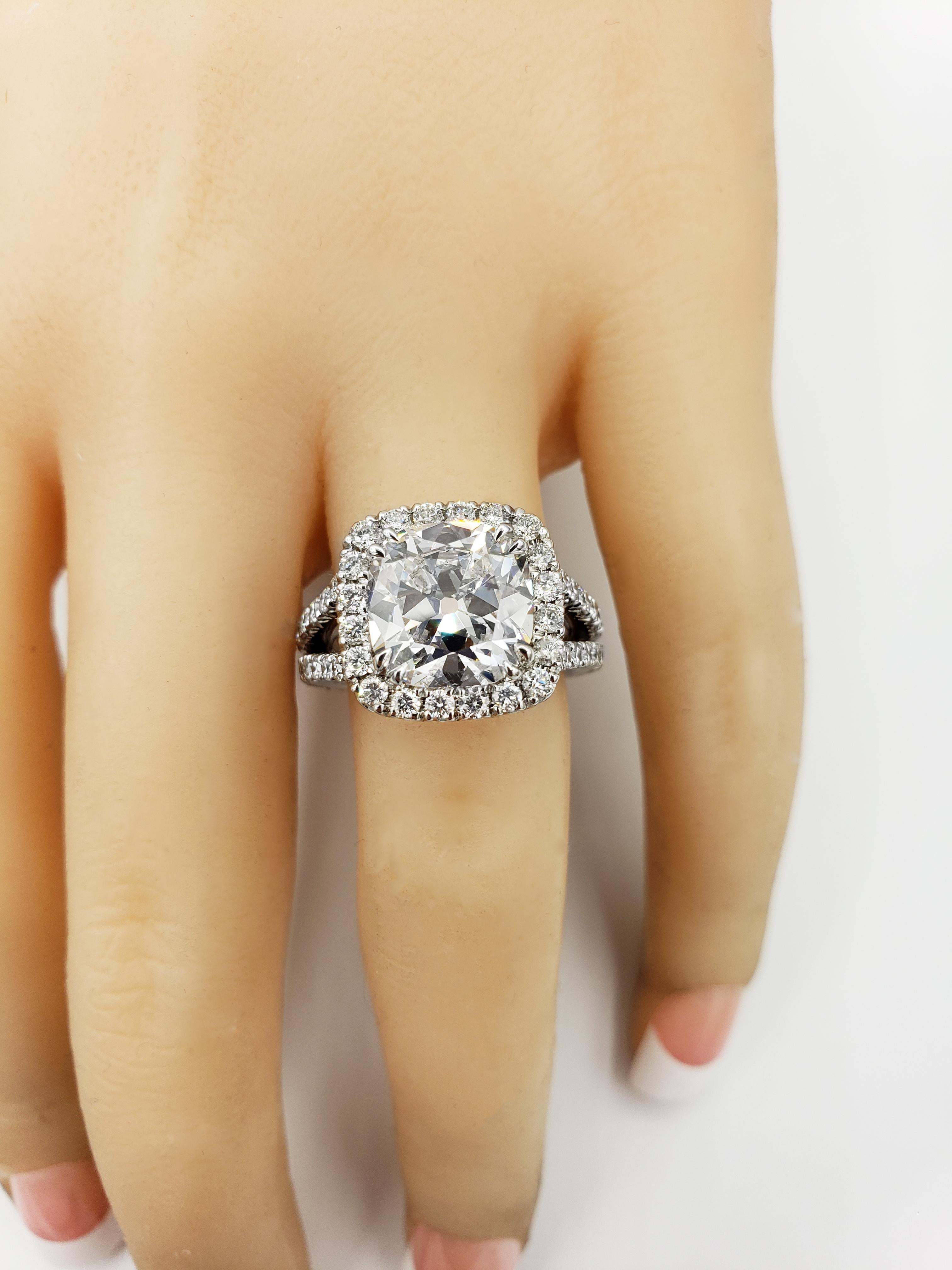 Roman Malakov GIA Certified 4.11 Carat Cushion Cut Diamond Halo Engagement Ring For Sale 1
