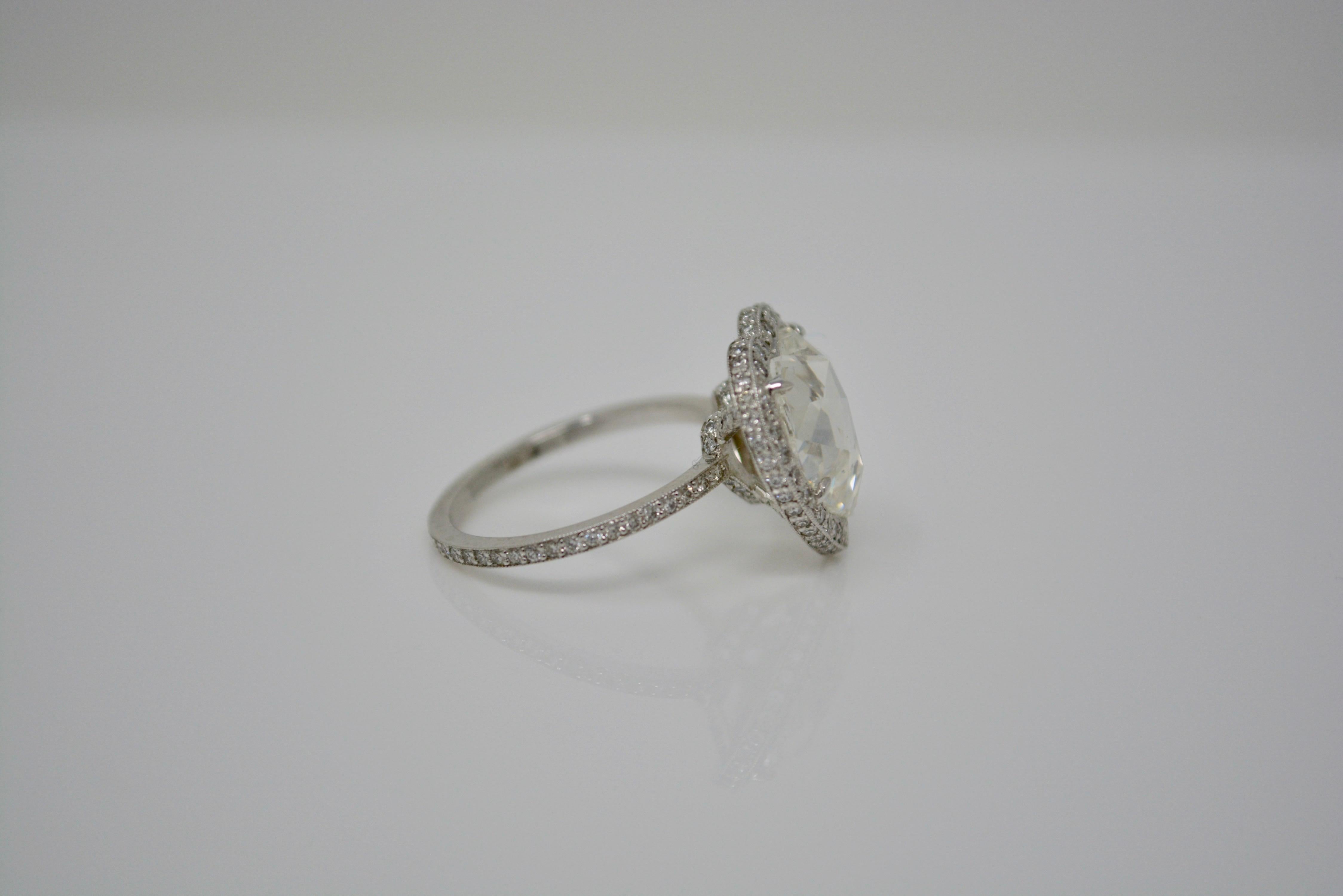 GIA-zertifizierter 4,11 Karat Ring in Herzform aus Platin mit Rosenschliff 7