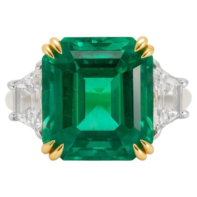 Bague en or blanc certifiée GIA de 4.12 carats d'émeraude colombienne et de diamant trillion