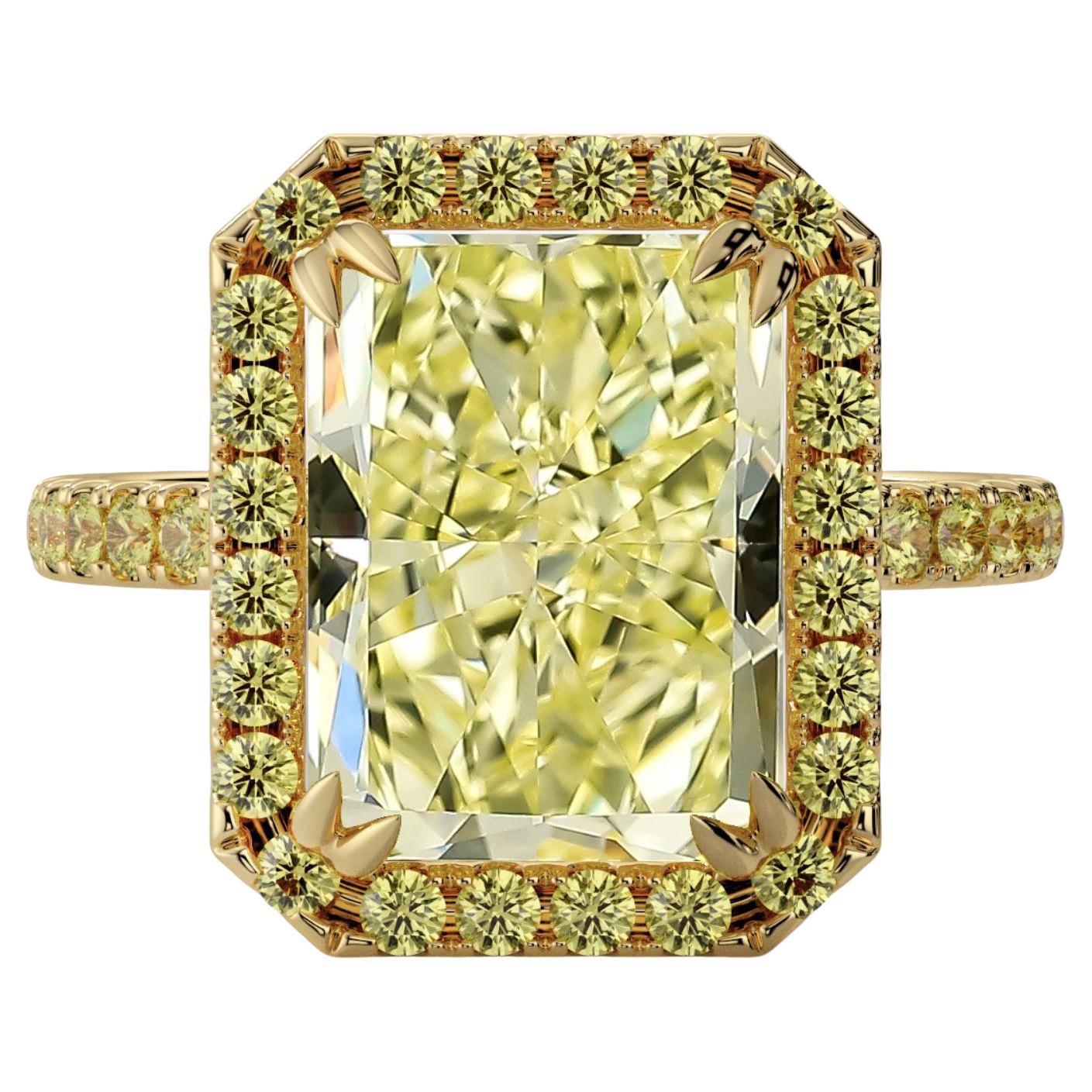 Bague de fiançailles Halo certifié GIA 4.12 Carat Fancy Yellow Radiant Cut Diamond