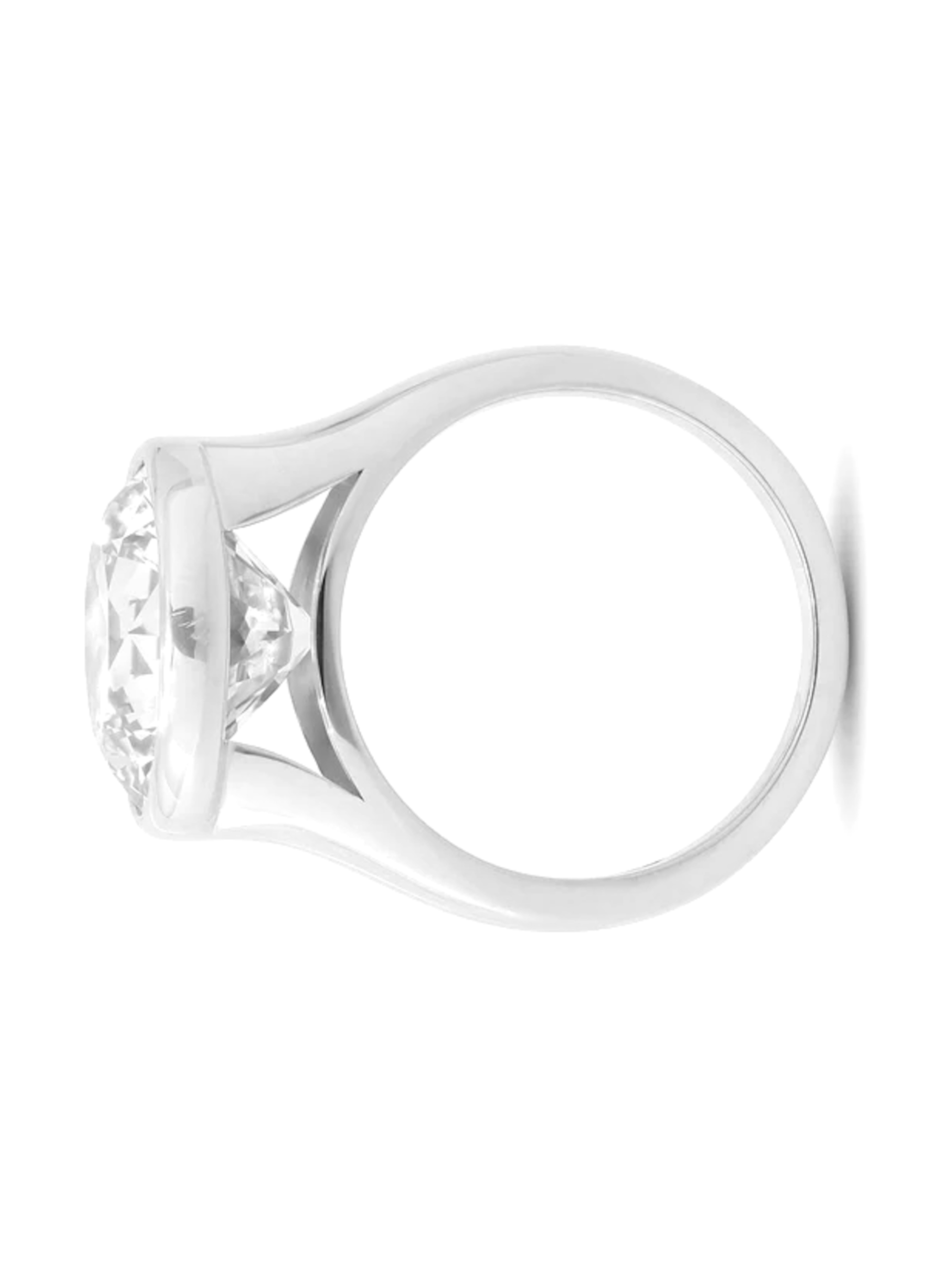 Contemporaneo Certificato GIA da 4.12 carati. Anello in platino con diamante taglio rotondo in vendita