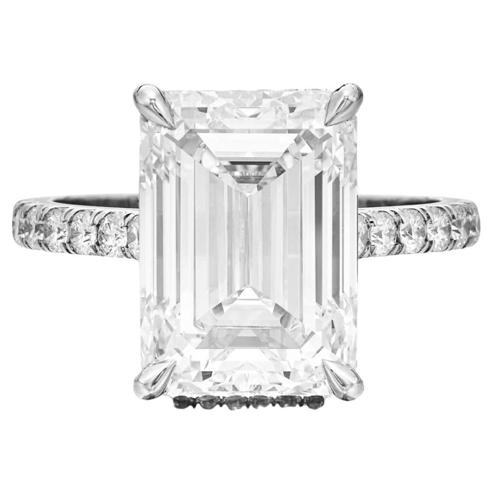 GIA Certified 4.13 Carat D Flawless Emerald Cut Diamond Ring in Platinum en vente