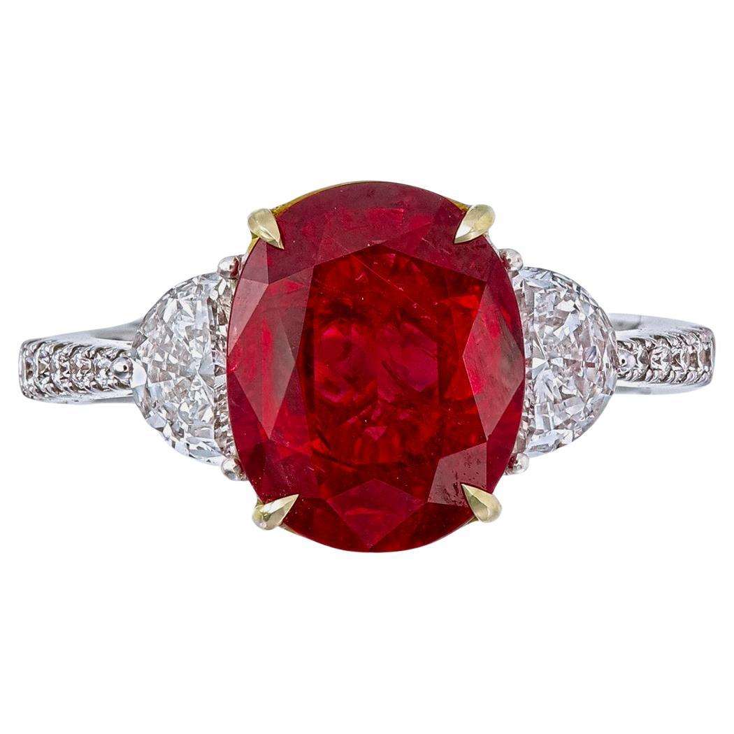 Bague de fiançailles de 4,13 carats en rubis de Thaïlande chauffé et diamants certifiés GIA