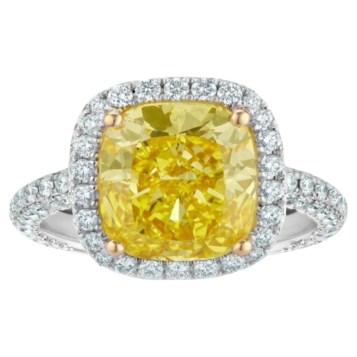 GIA Certified 4.14 Carat Fancy Yellow Cushion Shape VVS1 Ring For Sale