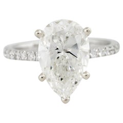 Used GIA Certified 4.16 Carat Pear Shaped Diamond Engagement Ring 18 Karat in Stock