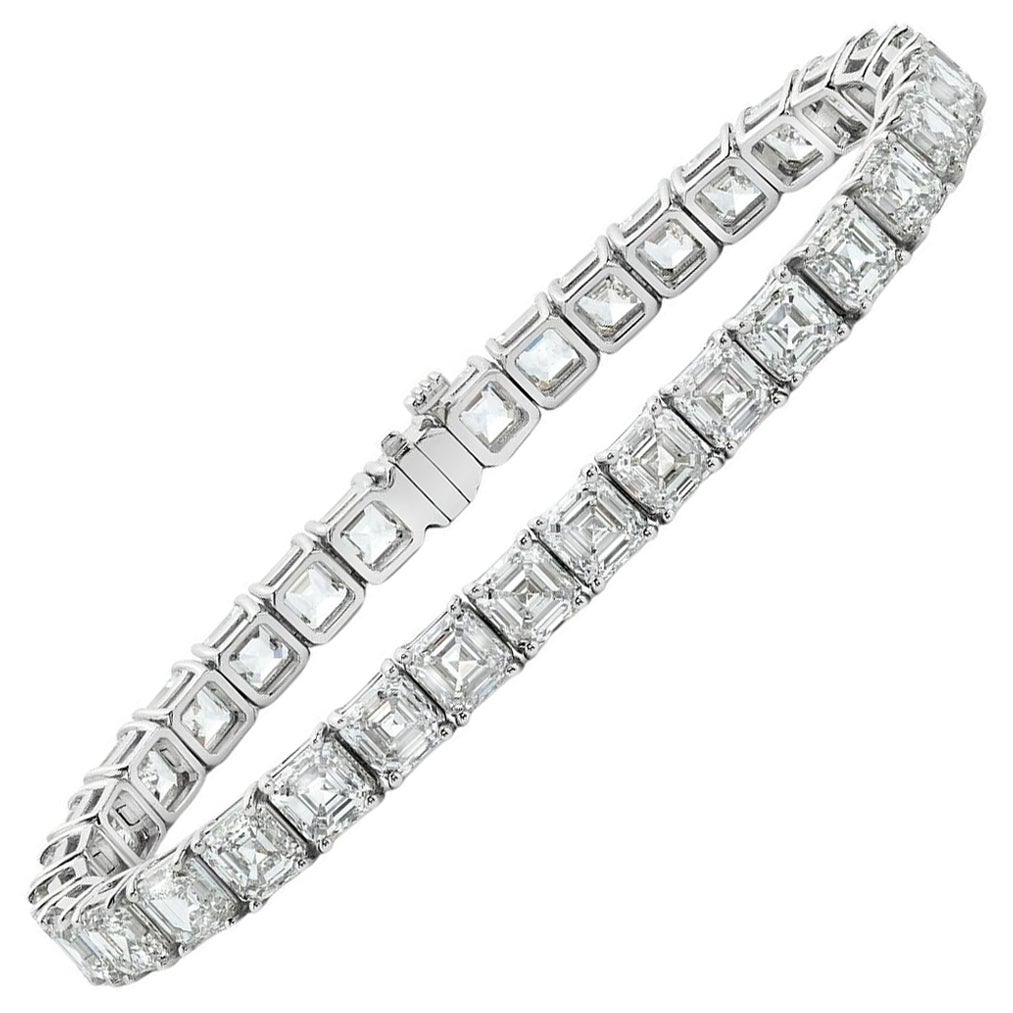 Bracciale tennis con diamanti taglio Asscher certificato GIA da 41,62 carati in vendita