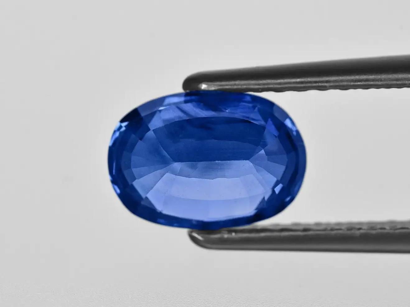 Oval Cut GIA Certified 4.17 Carat NO HEAT Ceylon Blue Sapphire Cut Diamond Ring For Sale