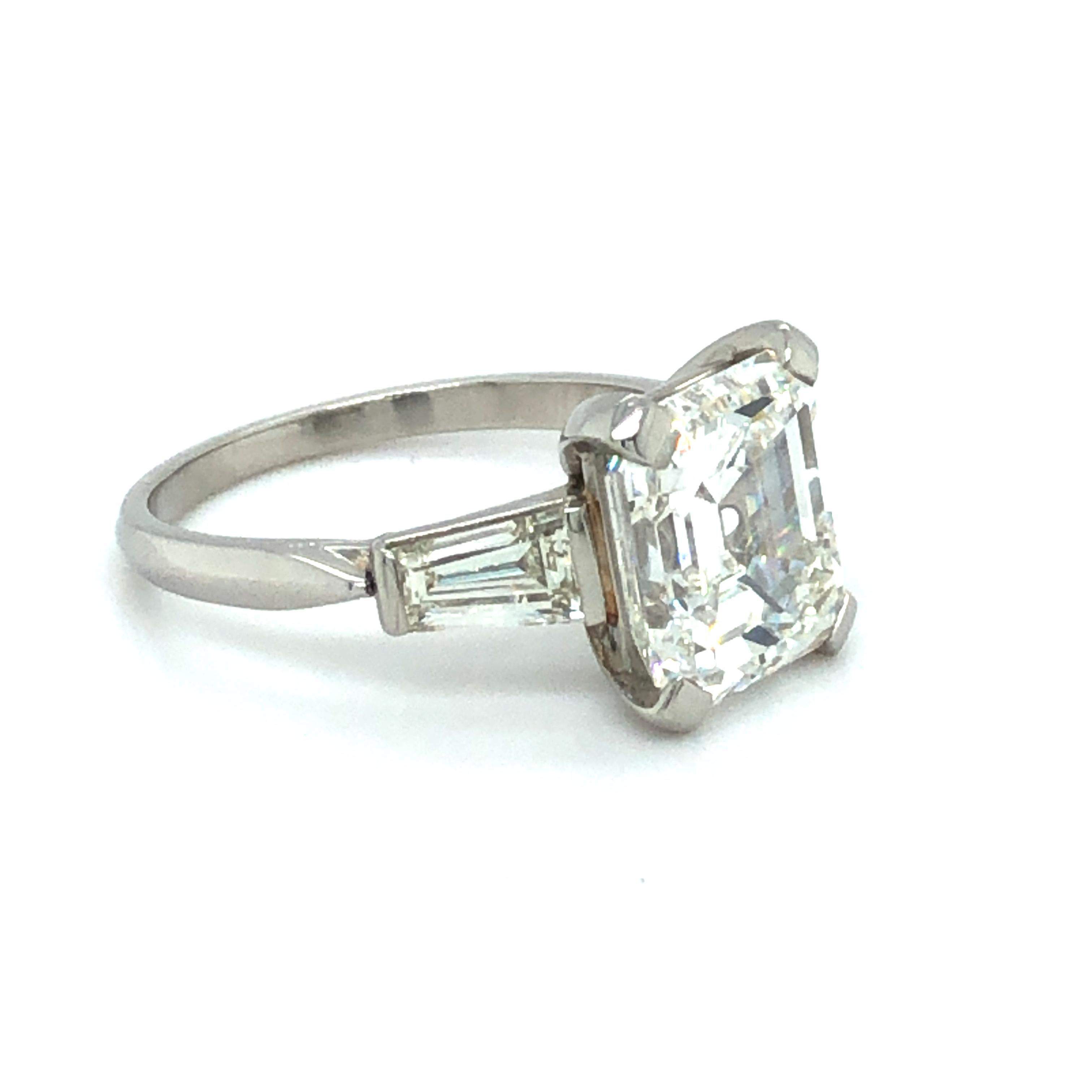 GIA Certified 4.19 Carat Emerald Cut Diamond Ring in Platinum 950 In Excellent Condition In Lucerne, CH