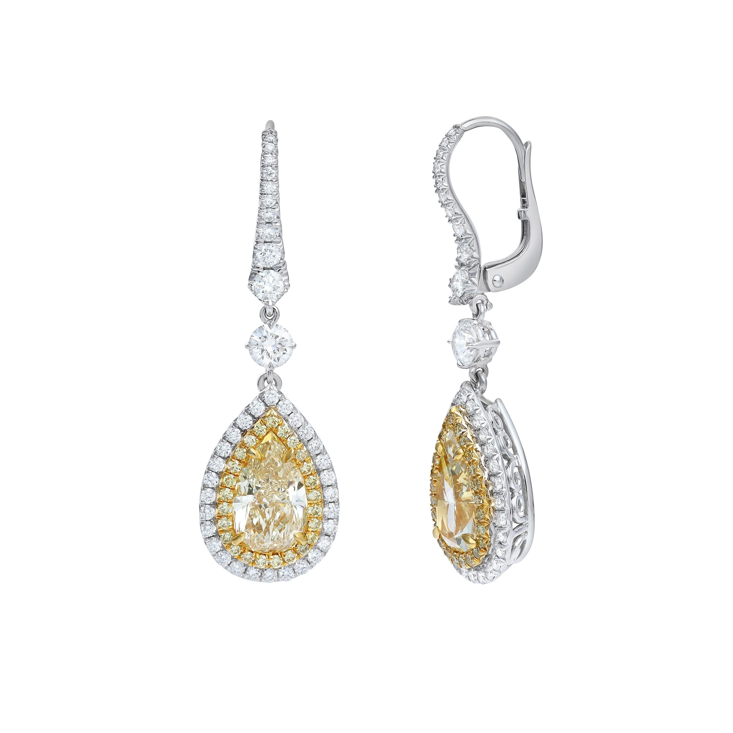 Contemporary Roman Malakov GIA 4.19 Carats Pear Shape Yellow Diamond Double Halo Earrings For Sale