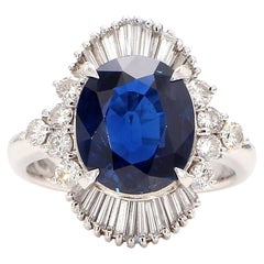 Bague cocktail avec saphir bleu de 4,2 carats et diamants de 1,5 carat certifiés GIA