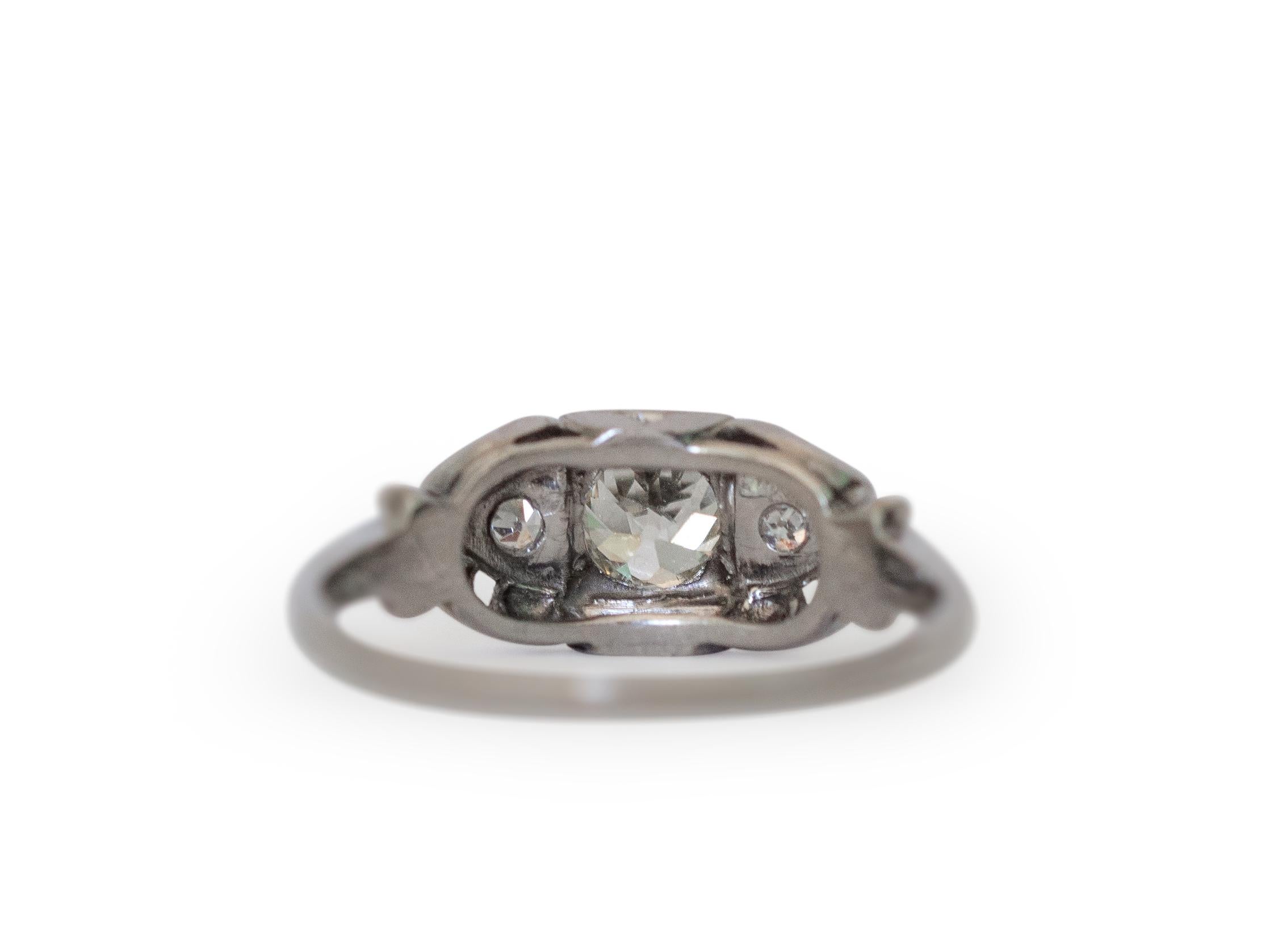 Taille vieille Europe Bague de fiançailles en platine avec diamants de 0,42 carat certifiés GIA en vente
