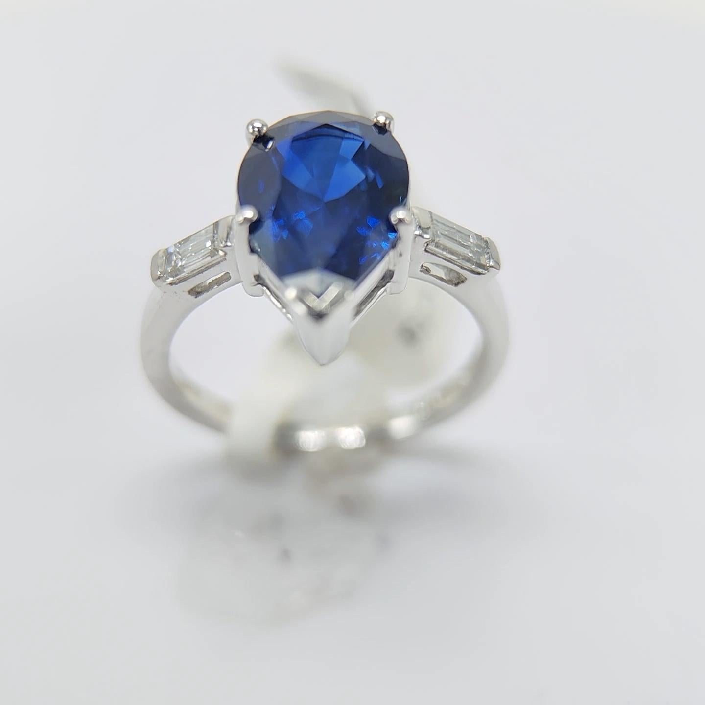 Bleu poire certifié GIA 4,20 carats  bague en saphir  en platine. en vente 13