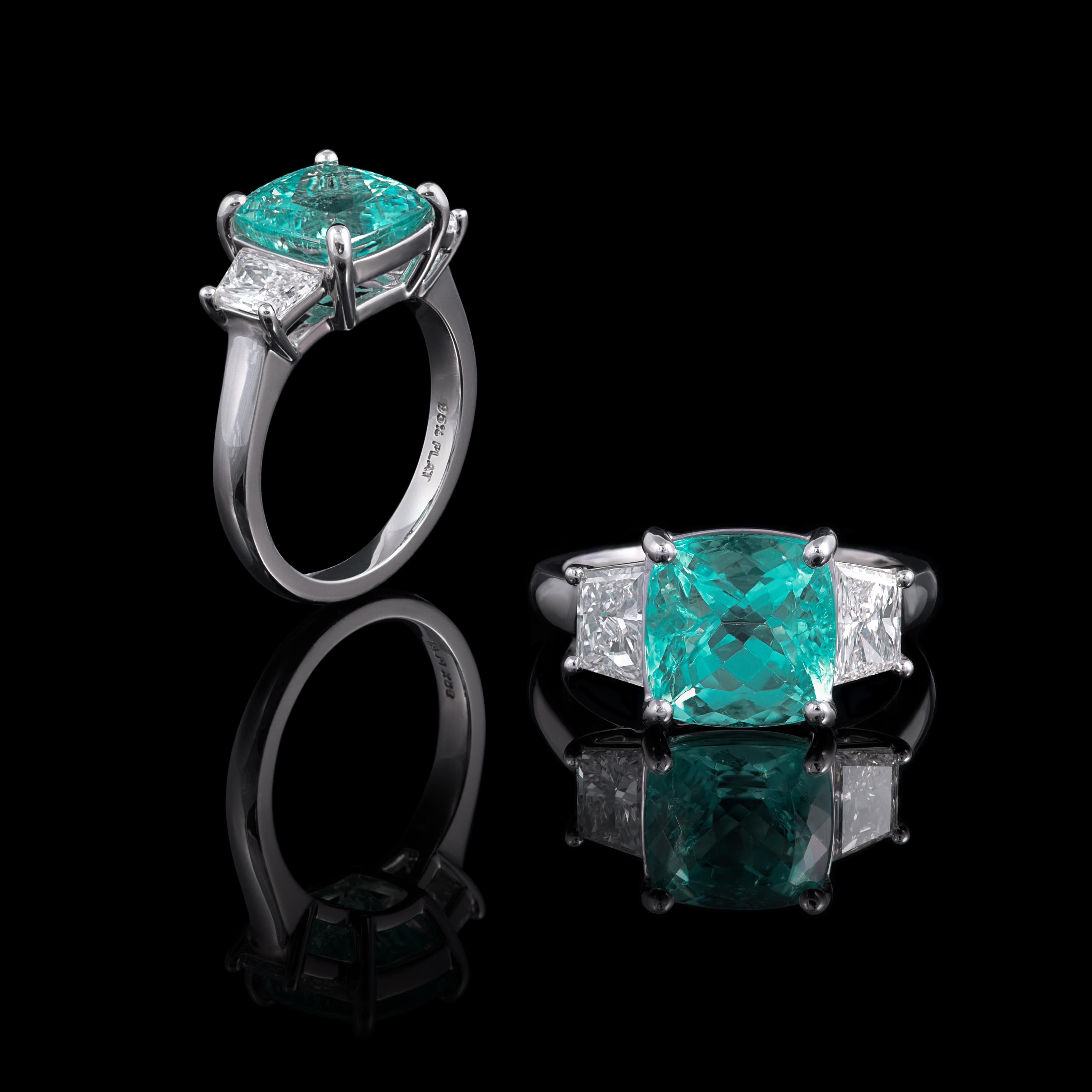 GIA Certified 4.21ct Natural Mozambique Paraiba Tourmaline Diamond Platinum Ring In New Condition For Sale In Los Angeles, CA