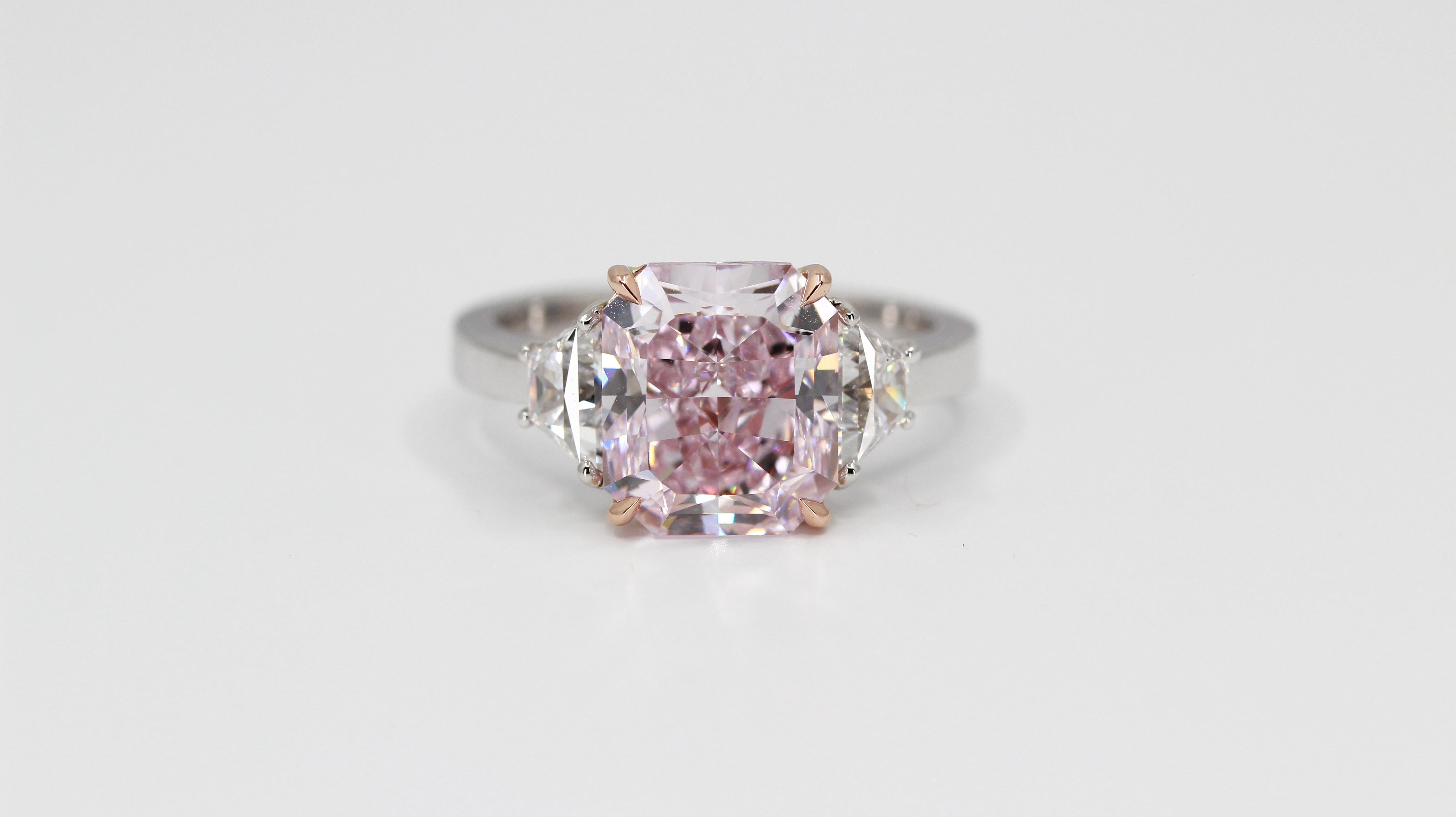 GIA-zertifizierter 4,24 Karat Ausgefallener lila-rosa, innen lupenreiner Diamantring 10