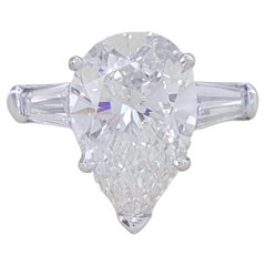 Bague solitaire en diamant certifié GIA de 4.30 carats, taille poire et taille brillante