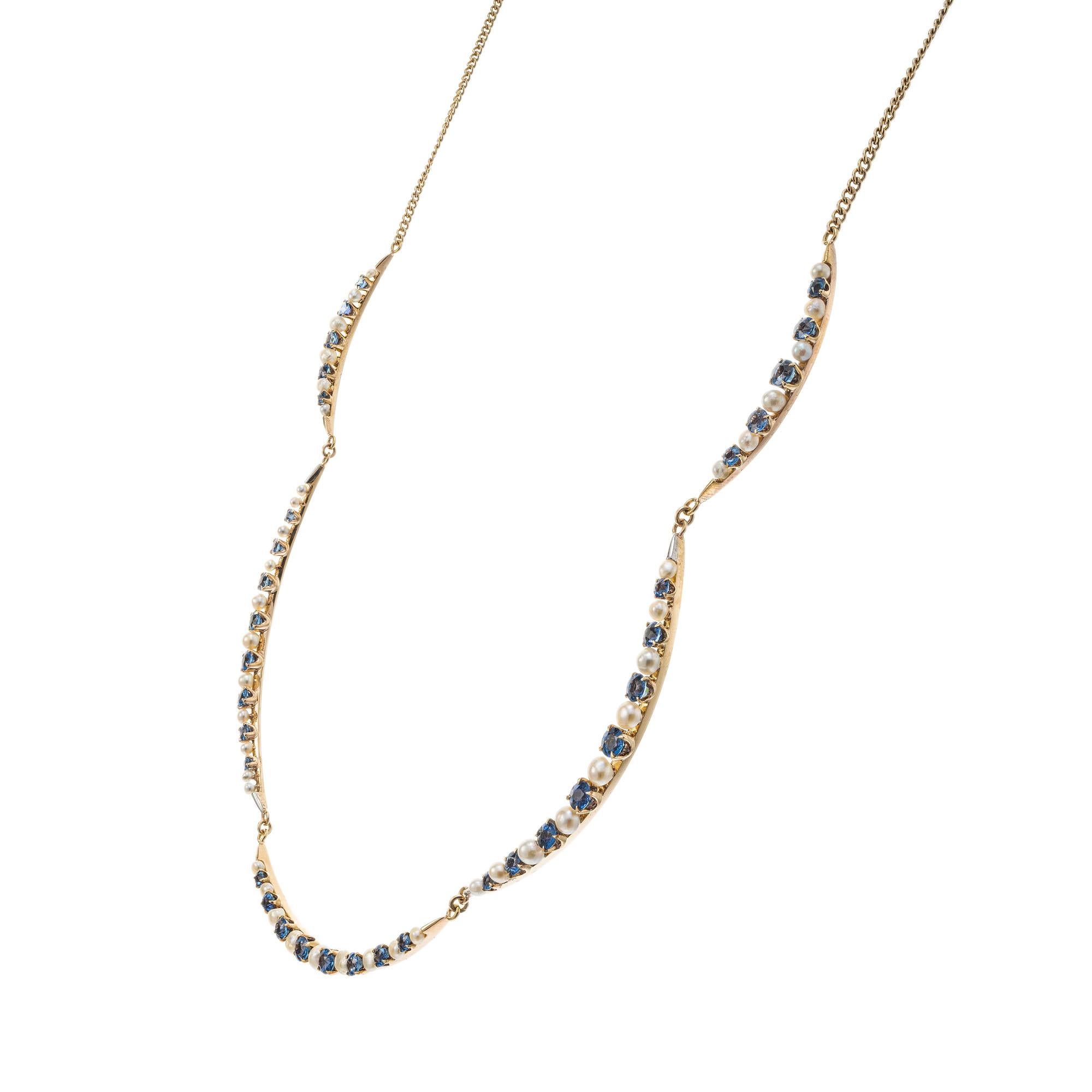 Vintage-Halskette aus den 1920er Jahren mit Saphiren und Perlen. Abgestufte halbmondförmige Abschnitte, besetzt mit 4,25 Karat natürlichen, unbehandelten blauen Saphiren aus Yogo Gulch Montana, stichprobenartig geprüft und vom GIA zertifiziert. Auch