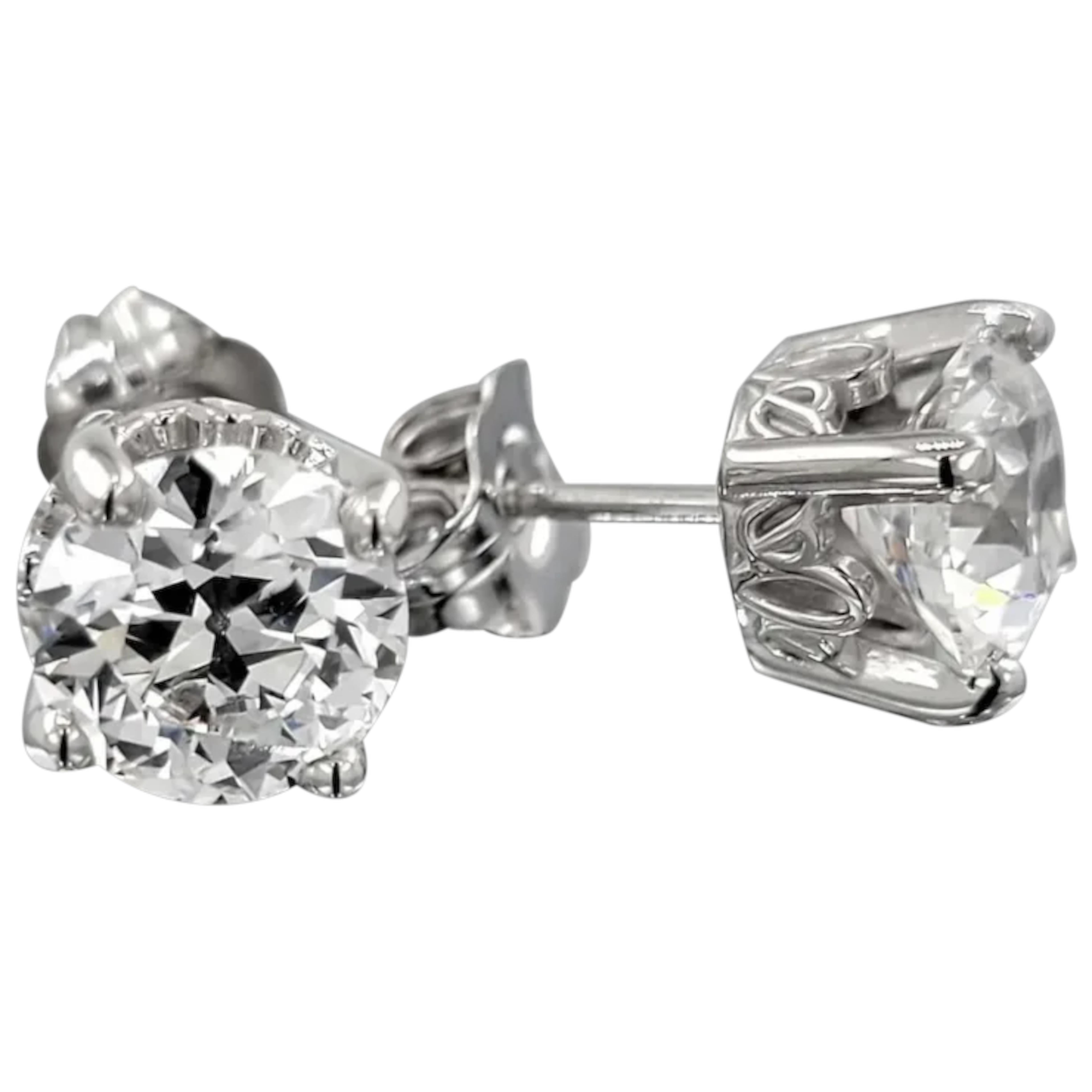 Taglio antico europeo GIA Certified 4.32 Carat Old European Cut Diamond Pair Set in Platinum in vendita