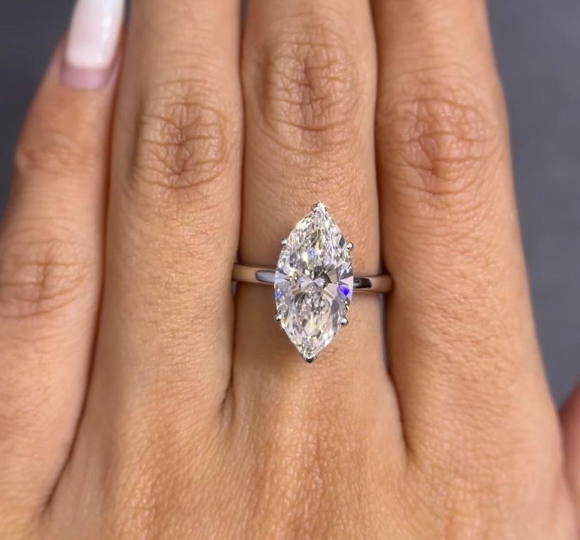 Bague en or 18 carats certifiée GIA 4,33 carats D/VVS2 Diamant en forme de marquise Neuf - En vente à New Delhi, Delhi