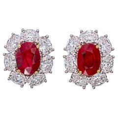 Orecchini di diamanti di rubino di Birmania certificati GIA da 4,41 carati con sangue di piccione senza calore in 18 carati