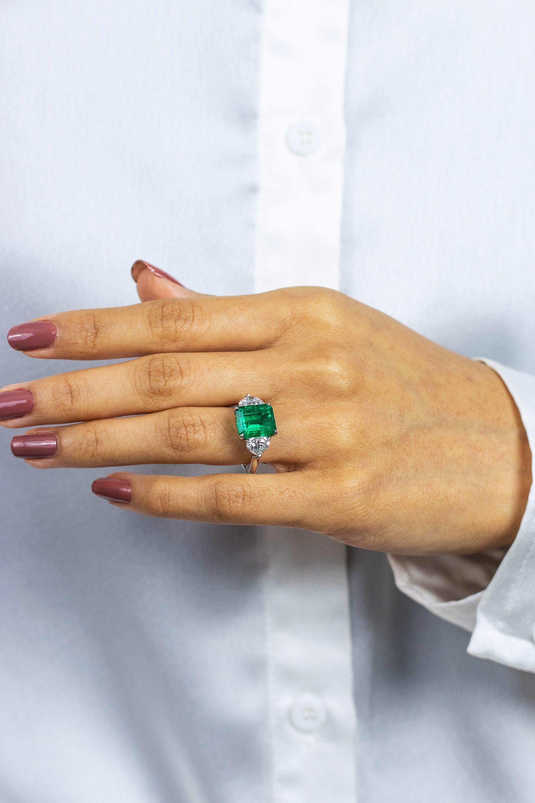 Contemporary GIA Certified 4.46 Carat Emerald Cut Colombian Emerald & Diamond Engagement Ring For Sale