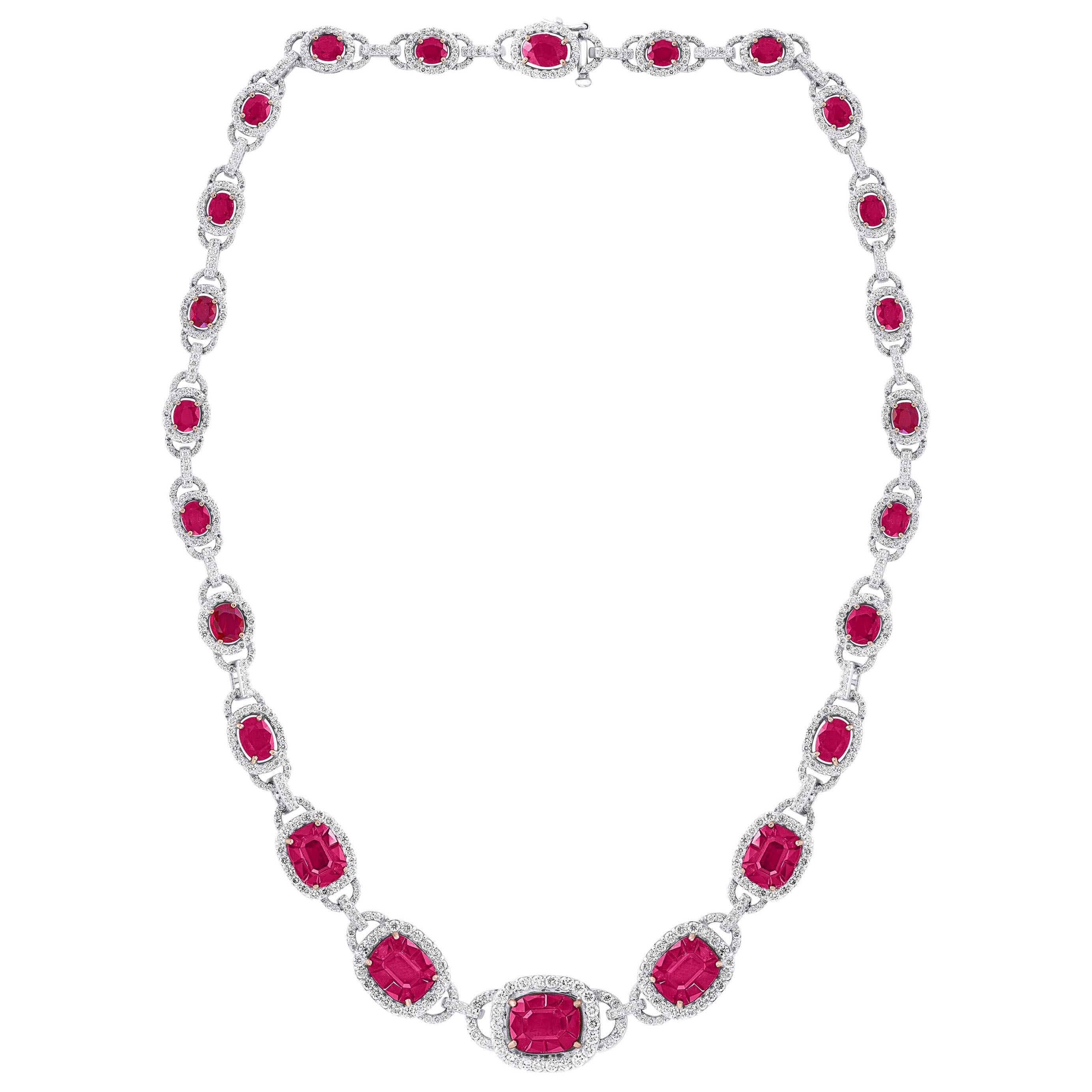 Rapport GIA 2225836480
CORINDON NATUREL
Birmanie ( Myanmar)
Résidu modéré de chaleur
GIA Certified 45 Carat Natural Burma Ruby and Diamond Necklace 18 Karat White Gold (Collier de rubis de Birmanie et de diamants certifiés GIA)
Collier composé de 19