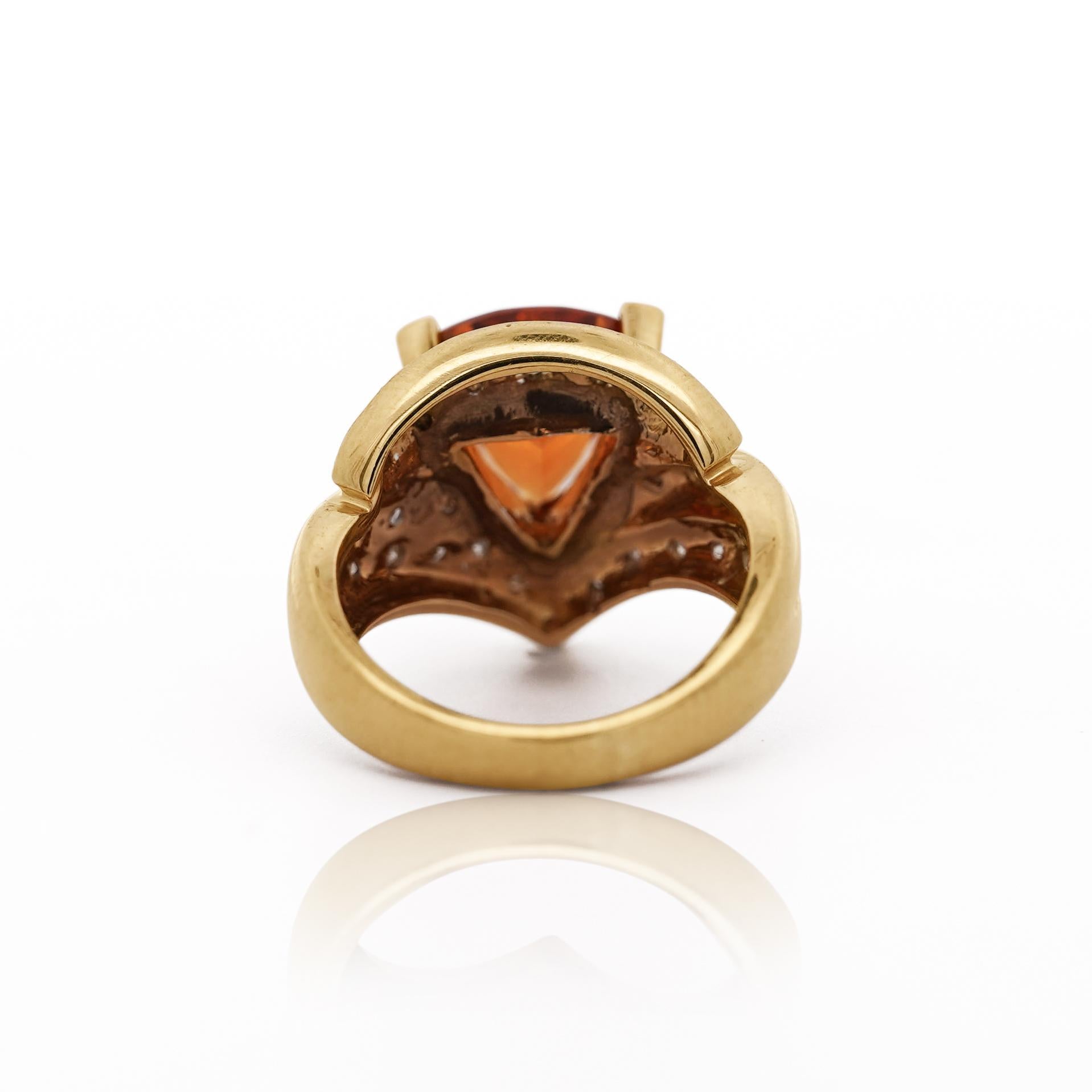 GIA-zertifizierter 4,5 Karat orangefarbener Spessartin-Granat-Ring mit Trilliant-Schliff 18K Goldring Damen im Angebot