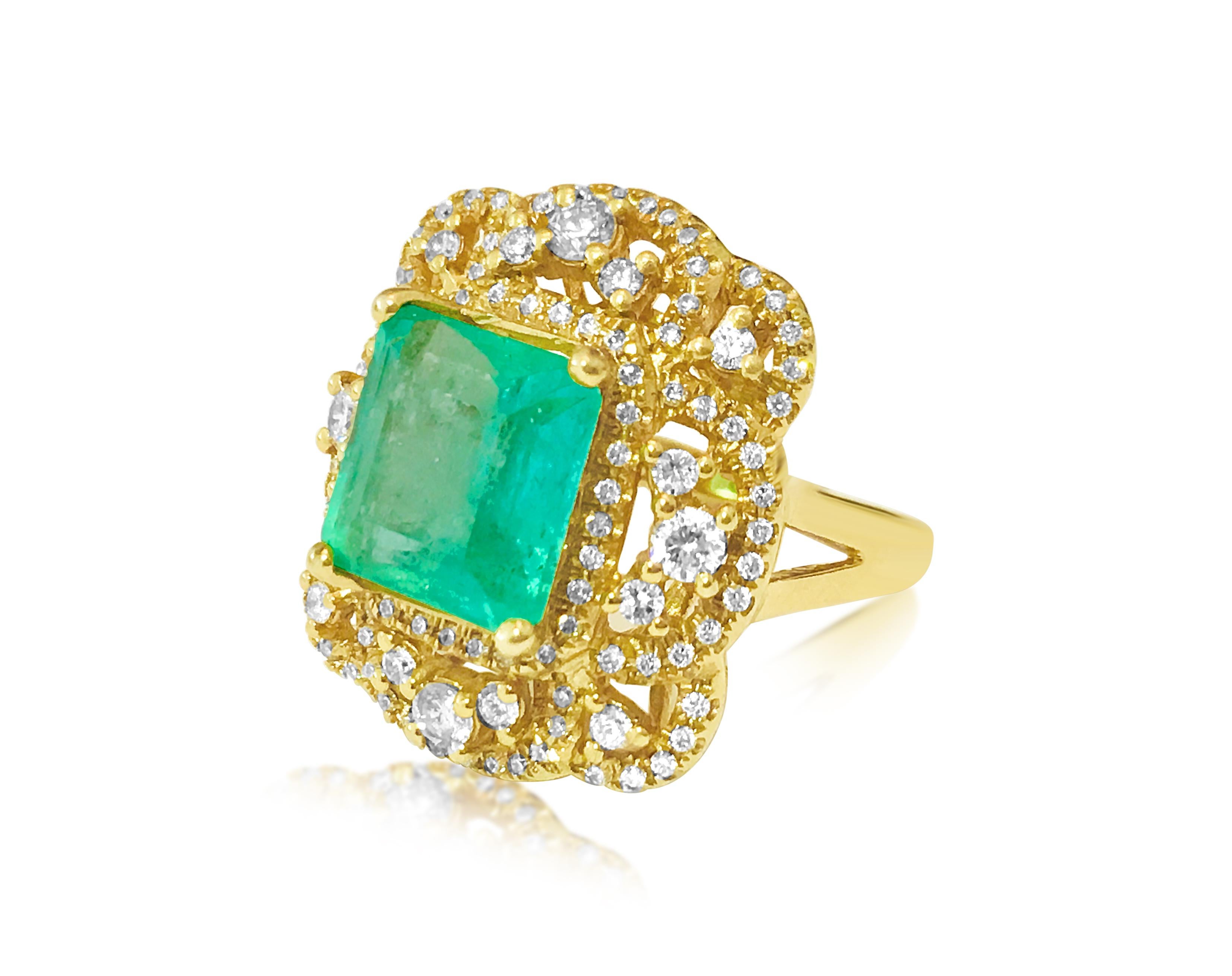 Art Nouveau GIA Certified 4.50 Carat Colombian Emerald and Diamond Cocktail Ring For Sale