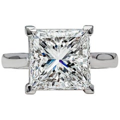 Anello di fidanzamento in platino con diamante taglio principessa certificato GIA da 4.50 carati