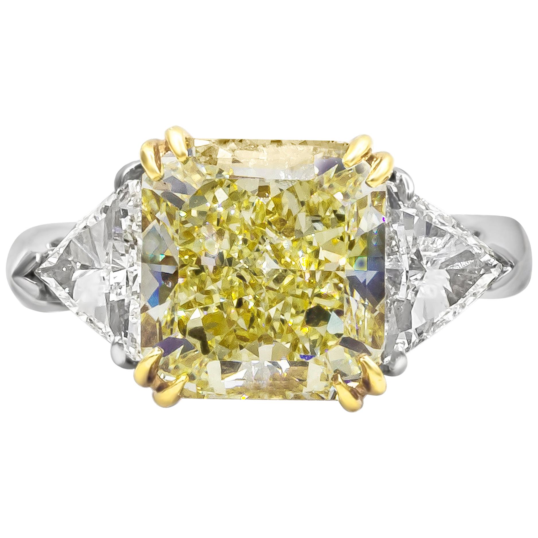 Roman Malakov 4.50 Carat Radiant Cut Yellow Diamond Three-Stone Engagement Ring For Sale