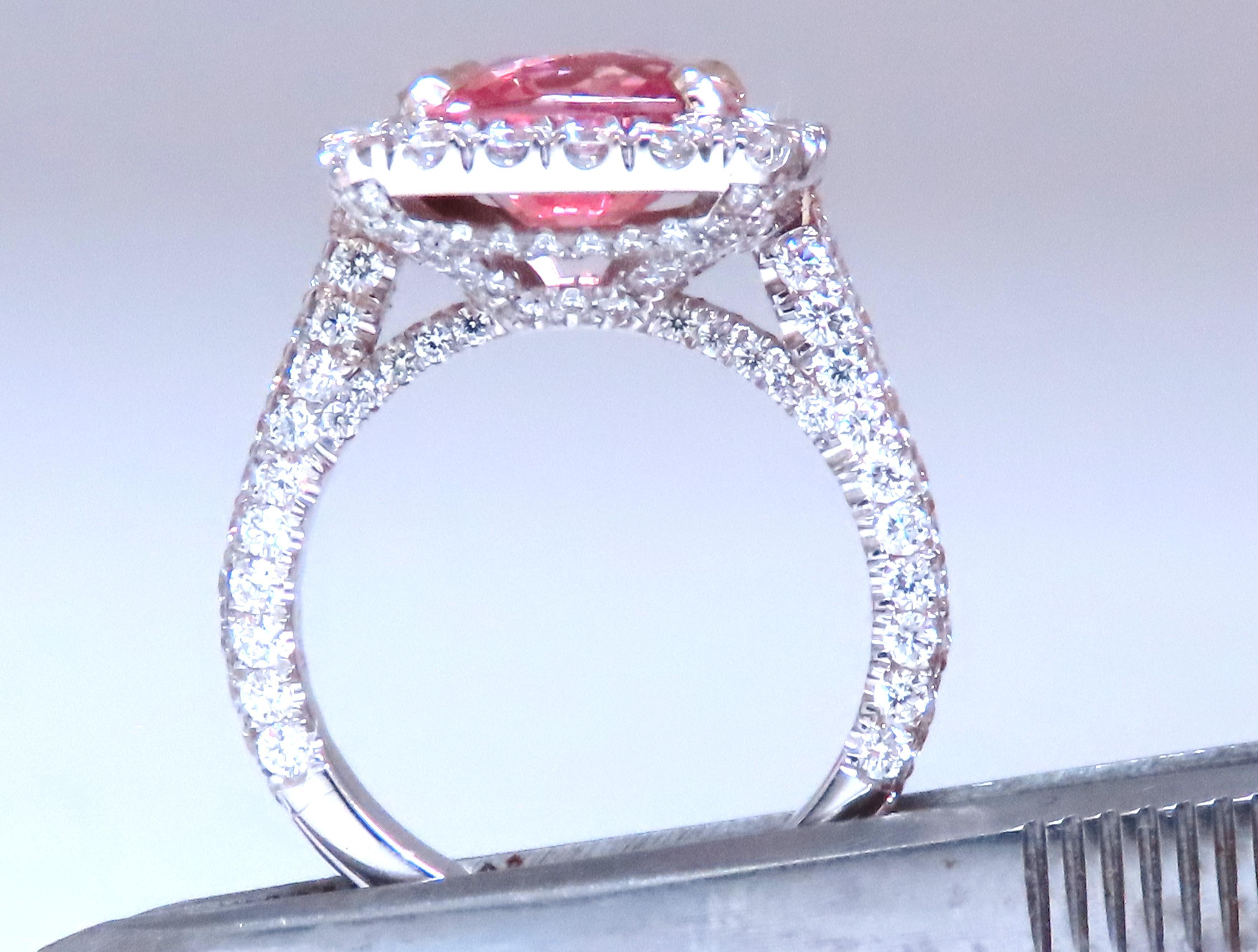 GIA Certificado 4.51ct Diamantes Naturales Padparadscha Anillo Oro 18kt Mod Halo 12625 Contemporáneo