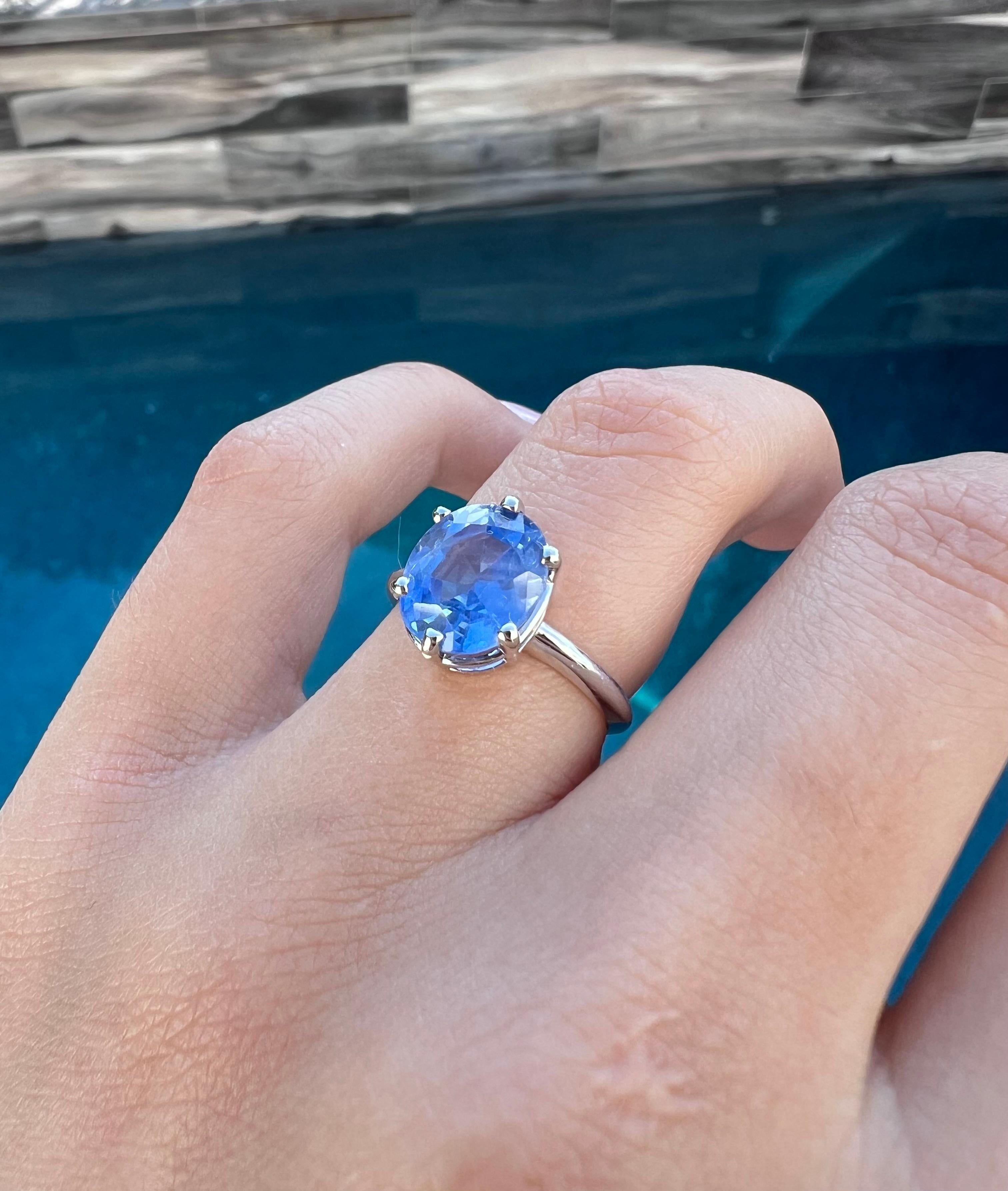 Donna Anello in oro 14k con zaffiro blu di Ceylon certificato GIA da 4,52 carati in vendita