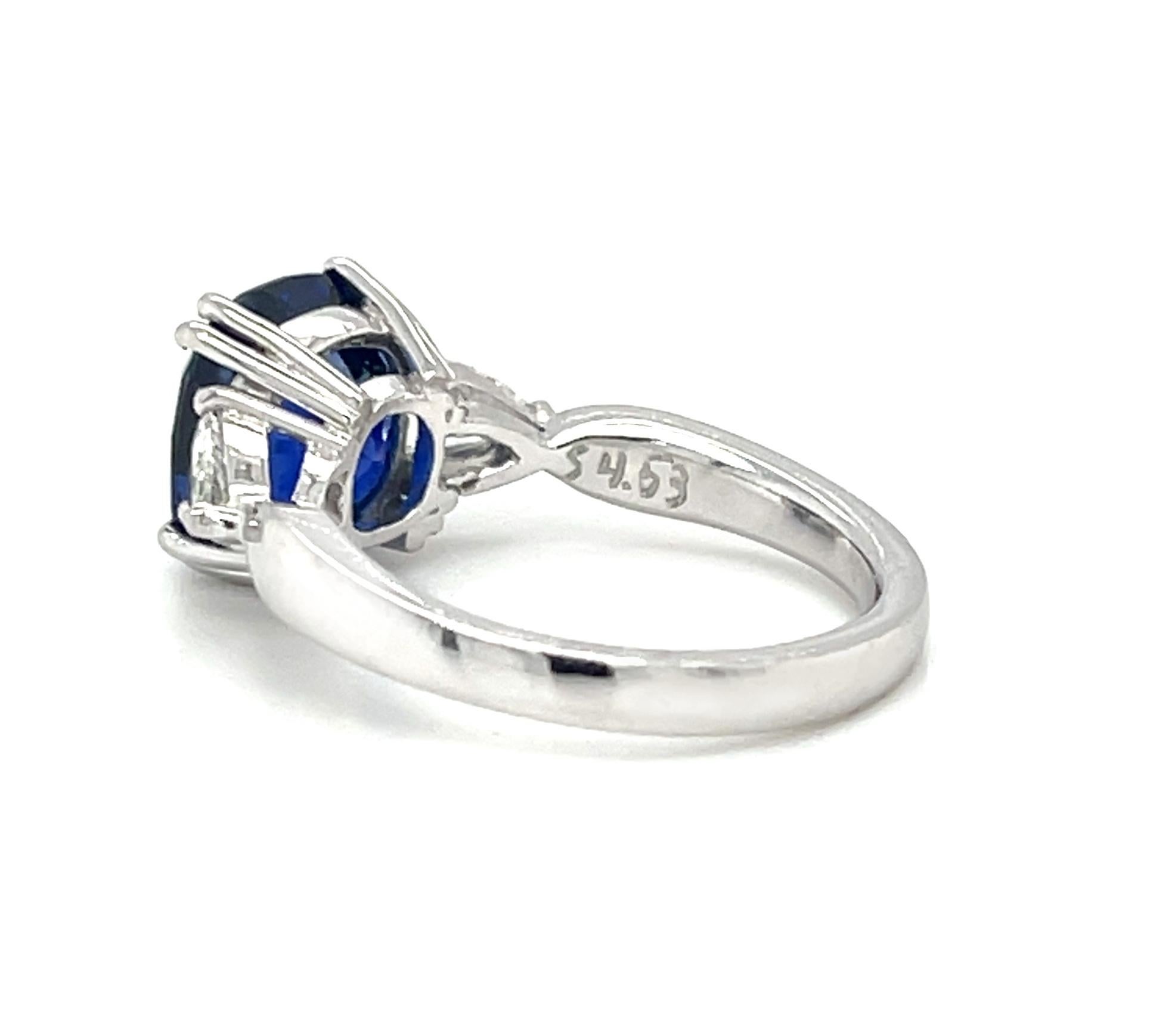 GIA Certified 4.53 Carat Blue Sapphire and Diamond Engagement Ring in Platinum For Sale 1