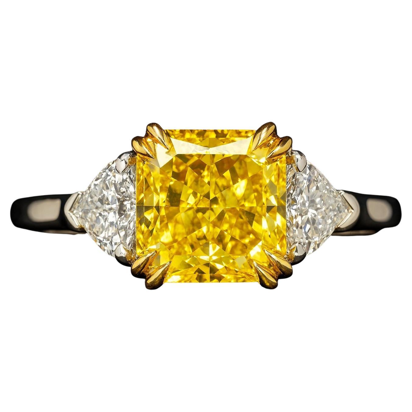 GIA Certified 4.55 Carat Fancy Yellow VS1 Diamond Ring with Trillion Side