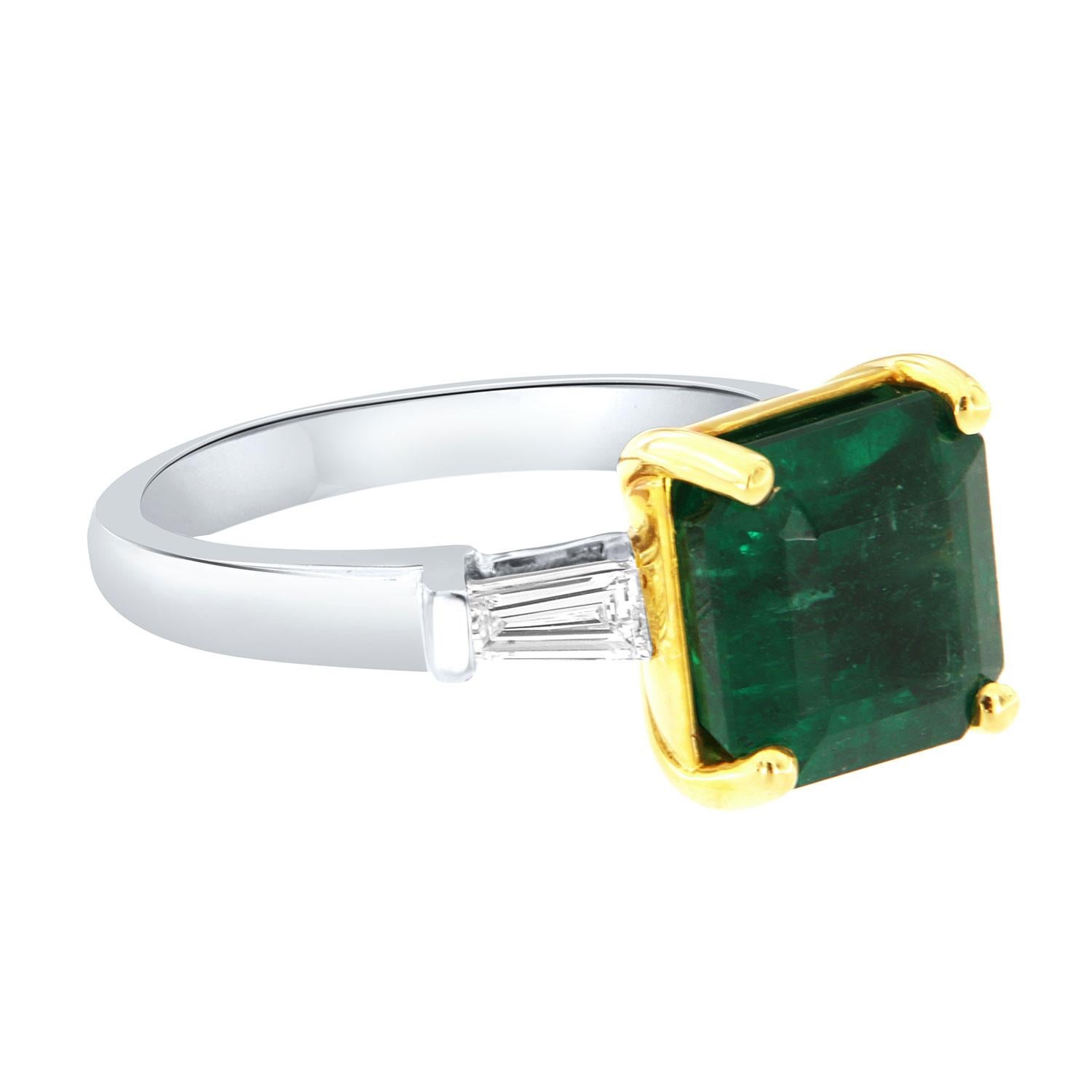Baguette Cut GIA Certified 4.55 Carat Green Emerald & Baguette Diamond Platinum & Yellow Ring For Sale