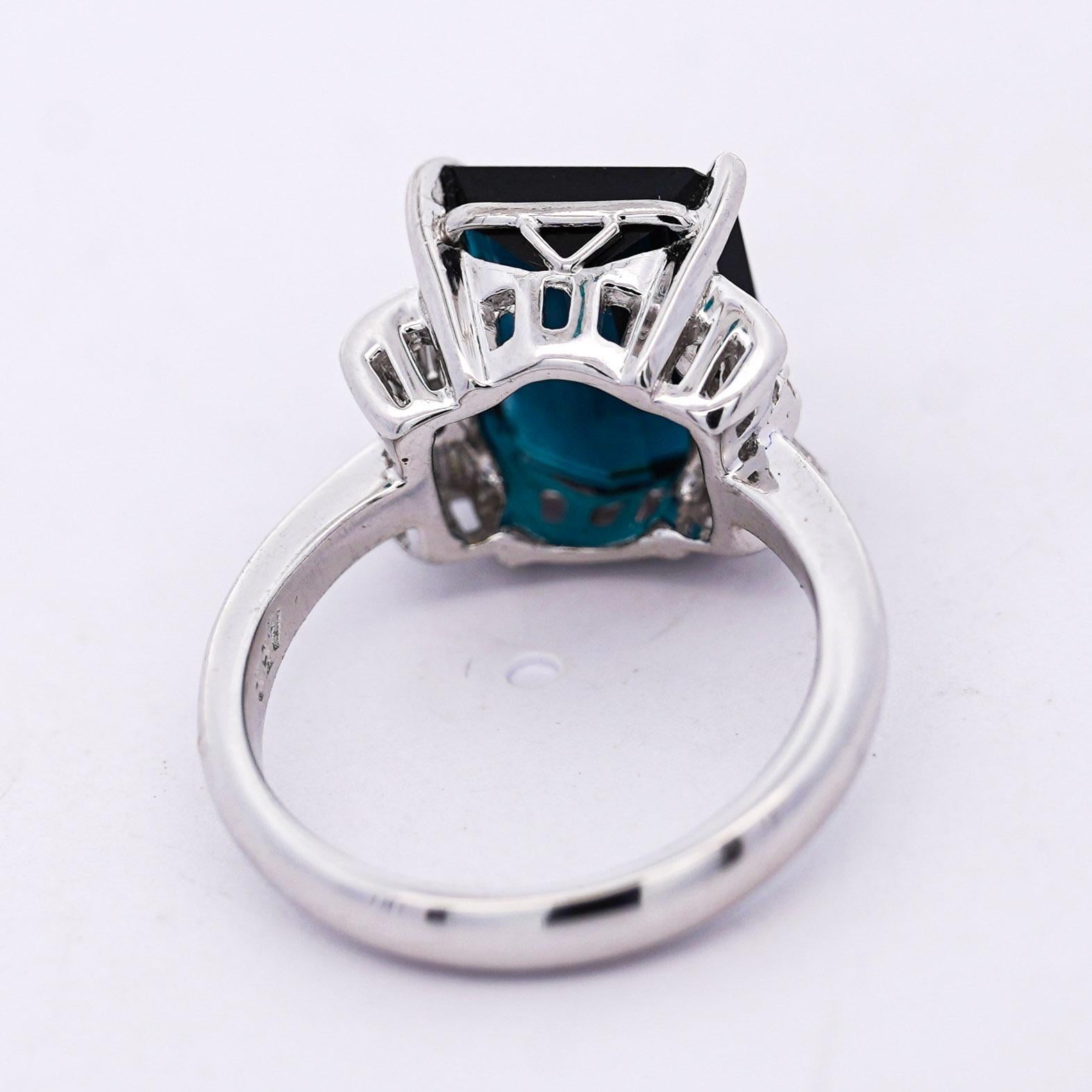 GIA zertifiziert 4,58 Karat Smaragd Schliff Indicolite Turmalin Diamant Platin Ring Damen im Angebot
