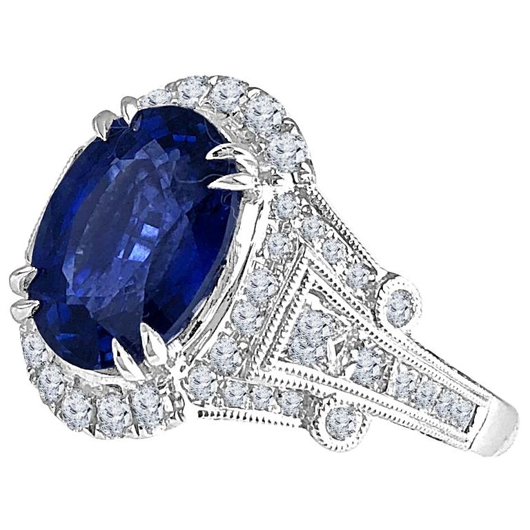 GIA Certified 4.59 Carat Oval Cut Fine Ceylon Sapphire Ring in 18k White ref760 For Sale