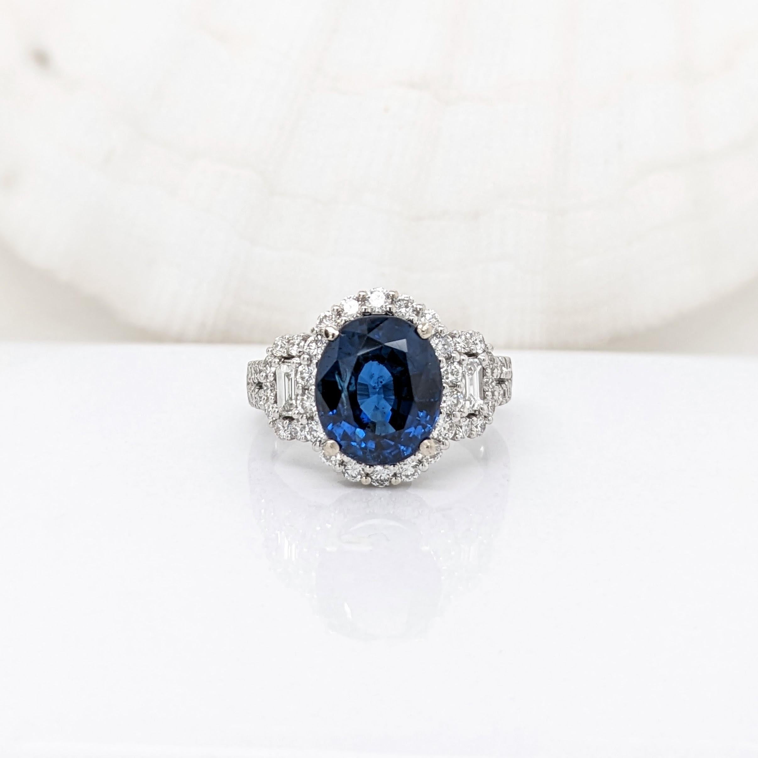 Anillo de zafiro azul certificado por el GIA de 4,5 ct con diamantes extraídos de la tierra en oro macizo de 14 quilates en venta 1