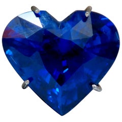 GIA Certified 4.62 Carat Natural Heart Royal Blue Sapphire Diamonds Necklace