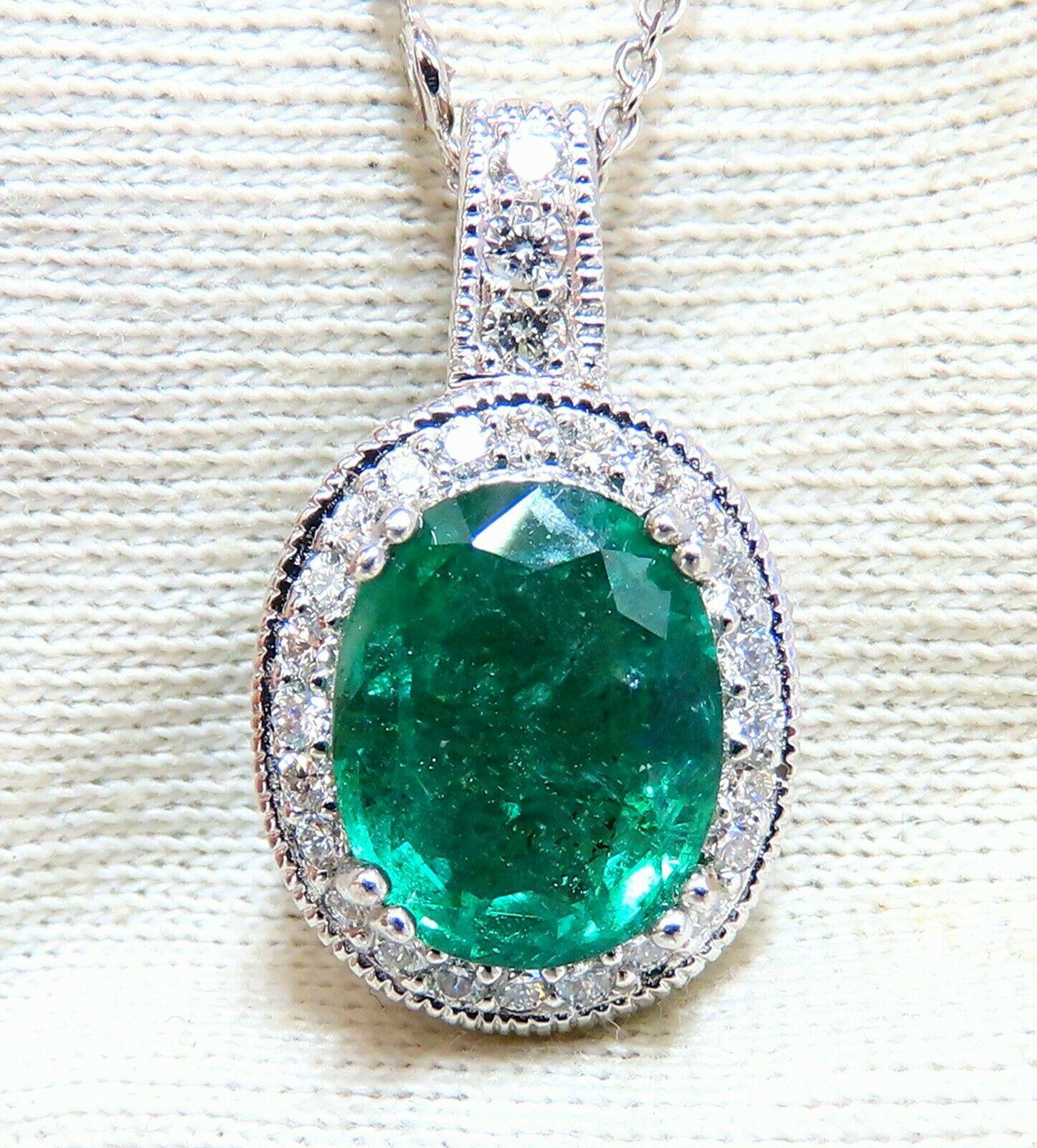 GIA Certified 4.63ct Natural Emerald Diamonds Necklace 14kt gold 11253 In Excellent Condition For Sale In New York, NY
