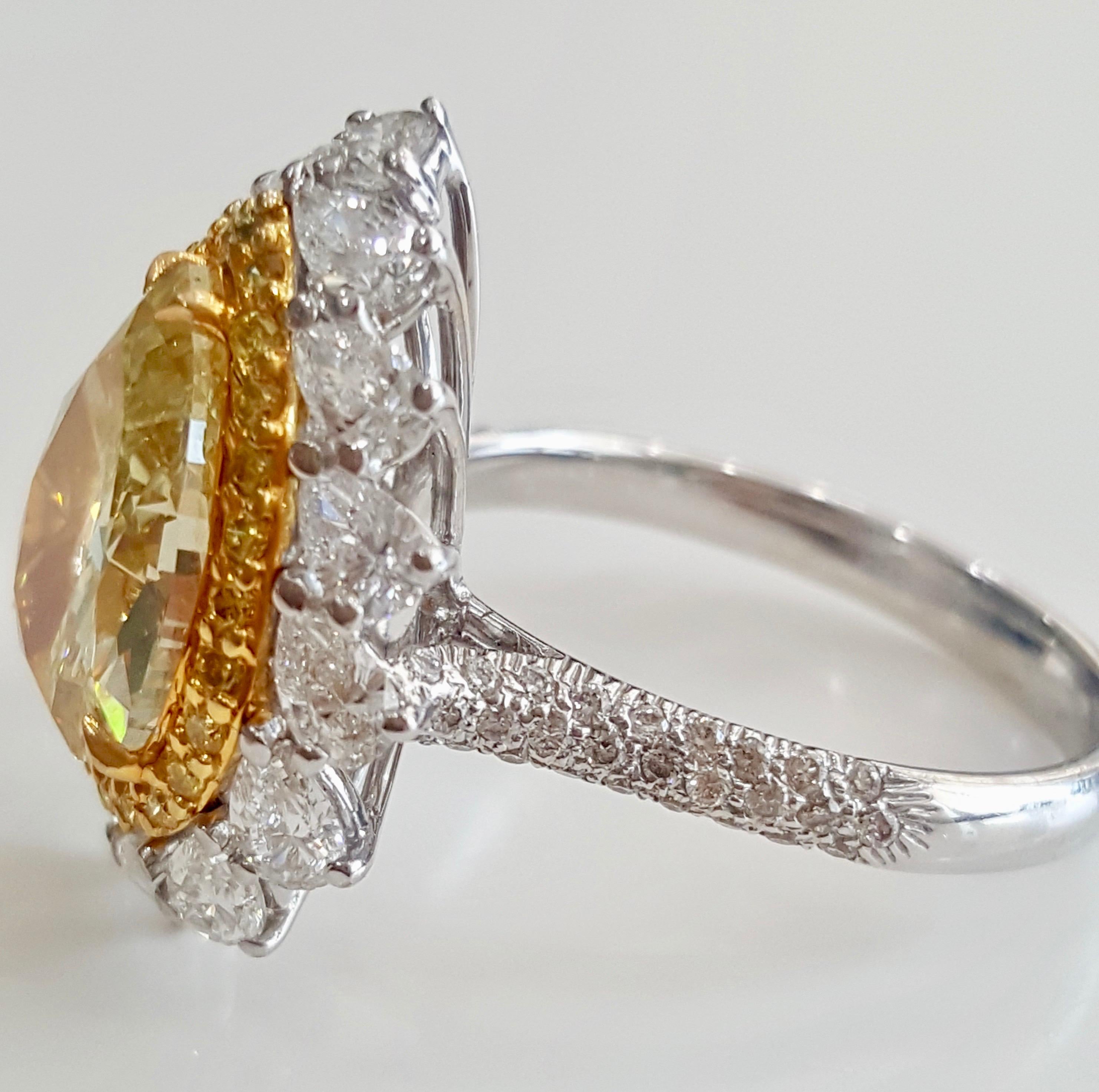 Pear Cut GIA Certified 4.64 Carat Natural Fancy Yellow And White Diamond Ring In 18 K 